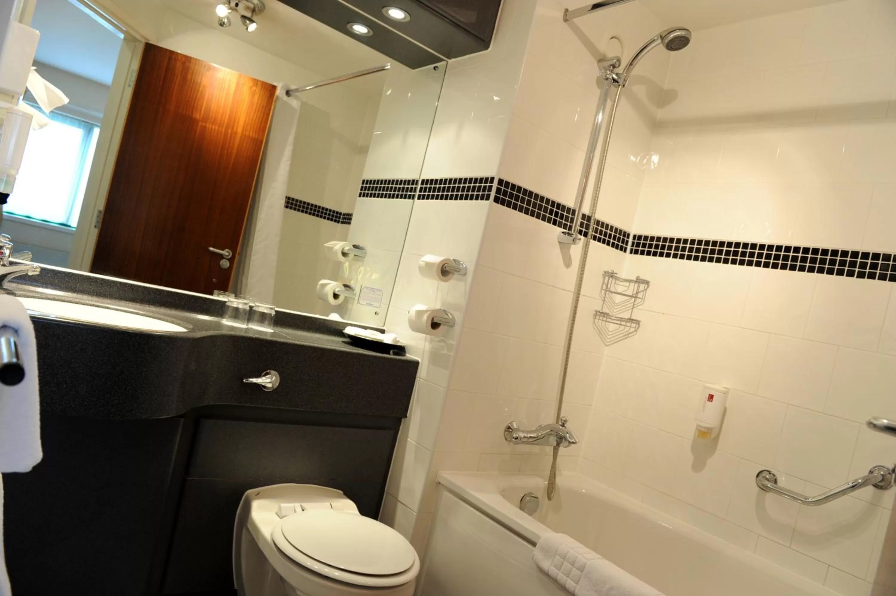 Bathroom in Holiday Inn Wolverhampton - Racecourse by IHG