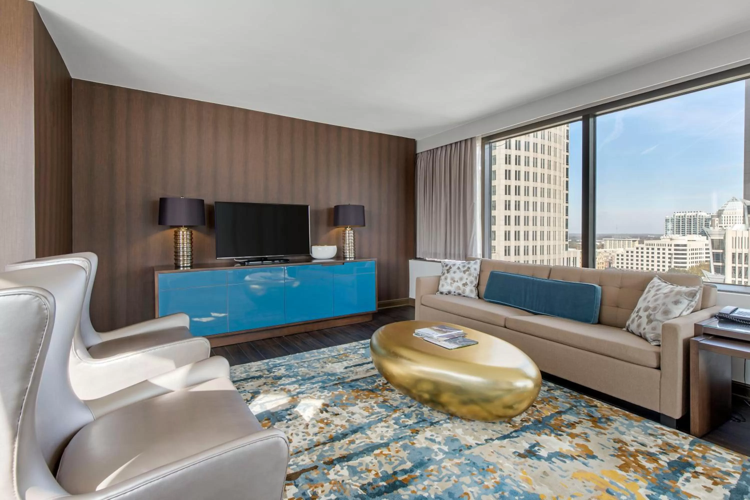  Suite 1 King Bed in Omni Charlotte Hotel