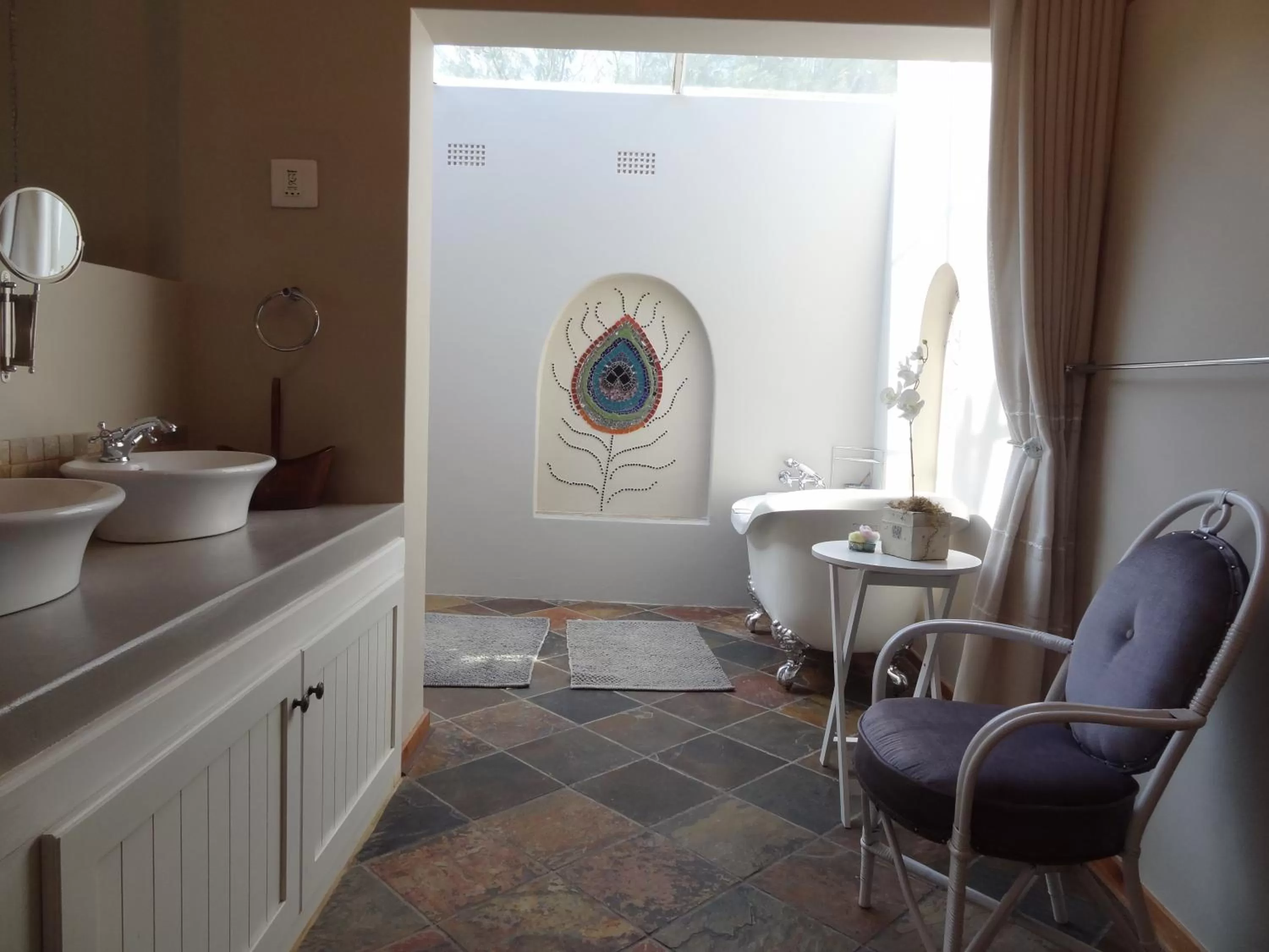 Bathroom in Die Olyfhuis