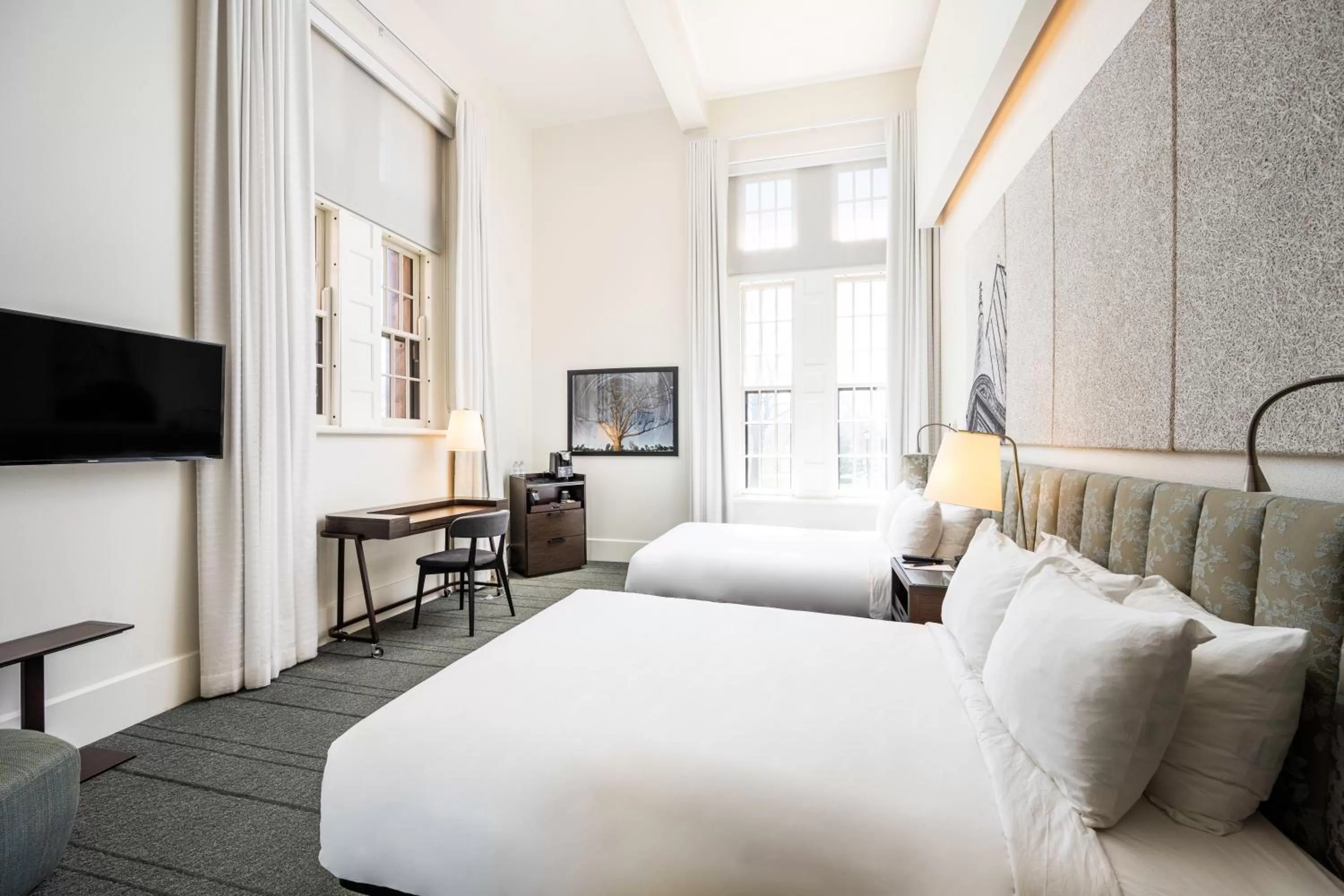 Bed in The Richardson Hotel