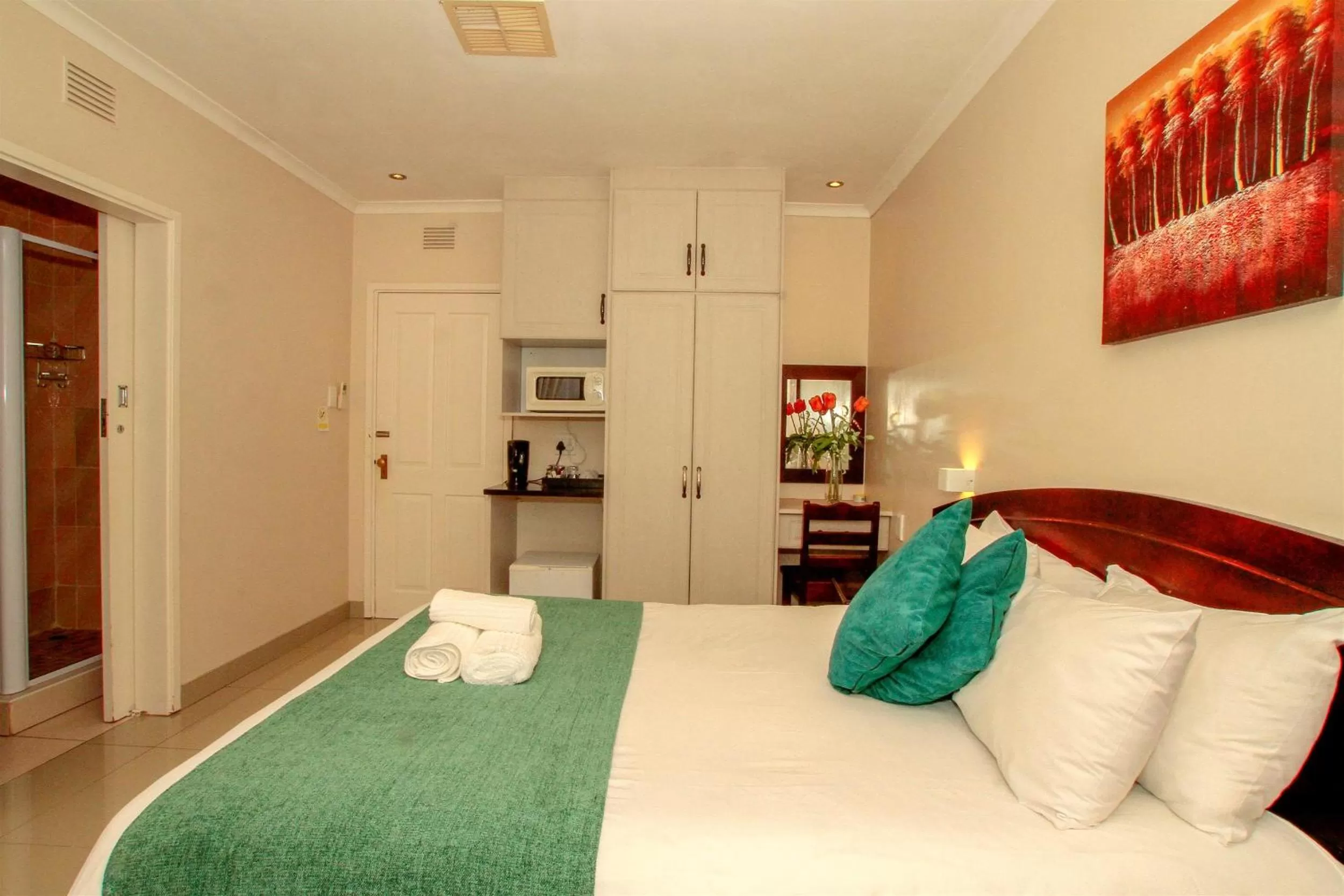 Bed in Addis Bed and Breakfast