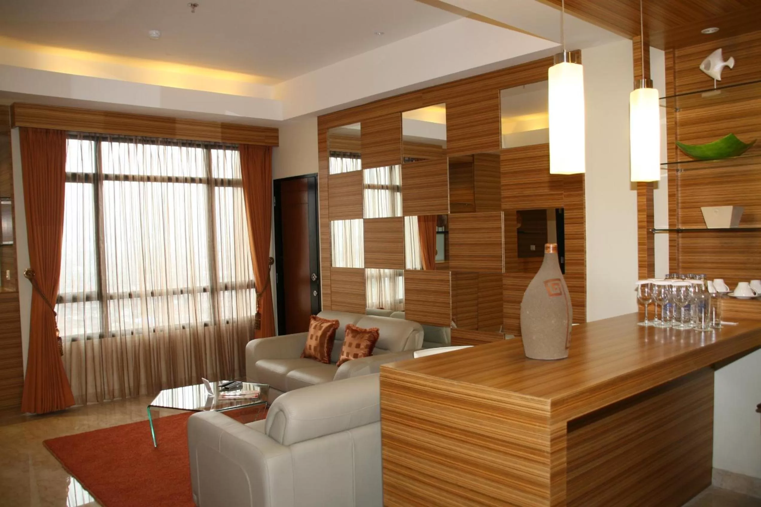 Living room in Grand Pasundan Convention Hotel