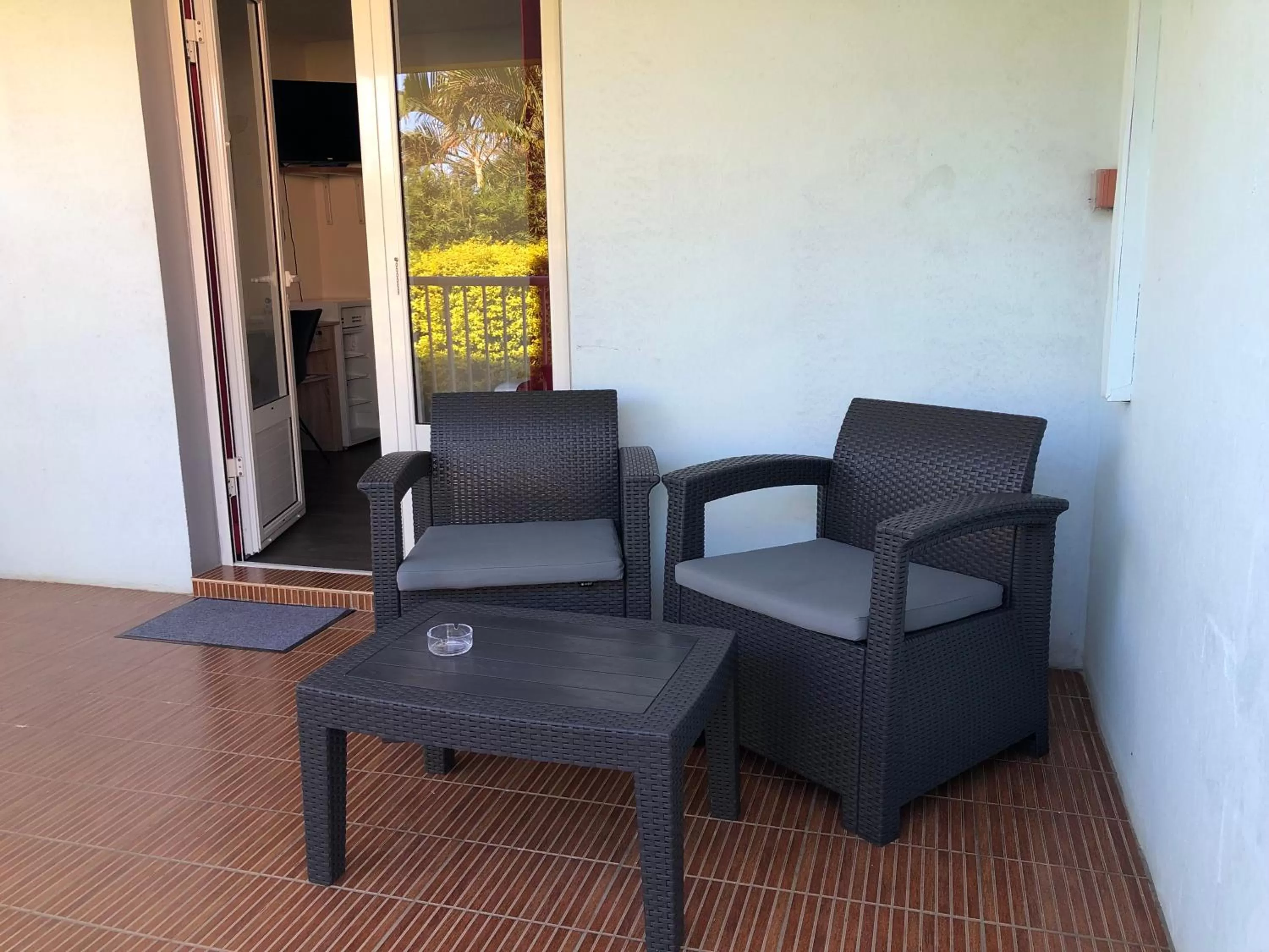 Seating Area in Hôtel Le Soleil Couchant