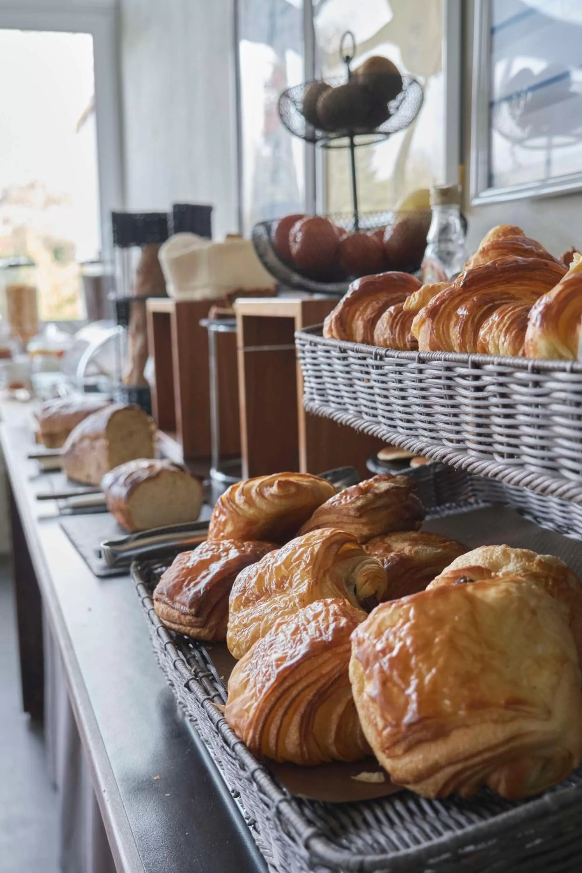 Breakfast in Best Western Plus Le Canard sur le Toit