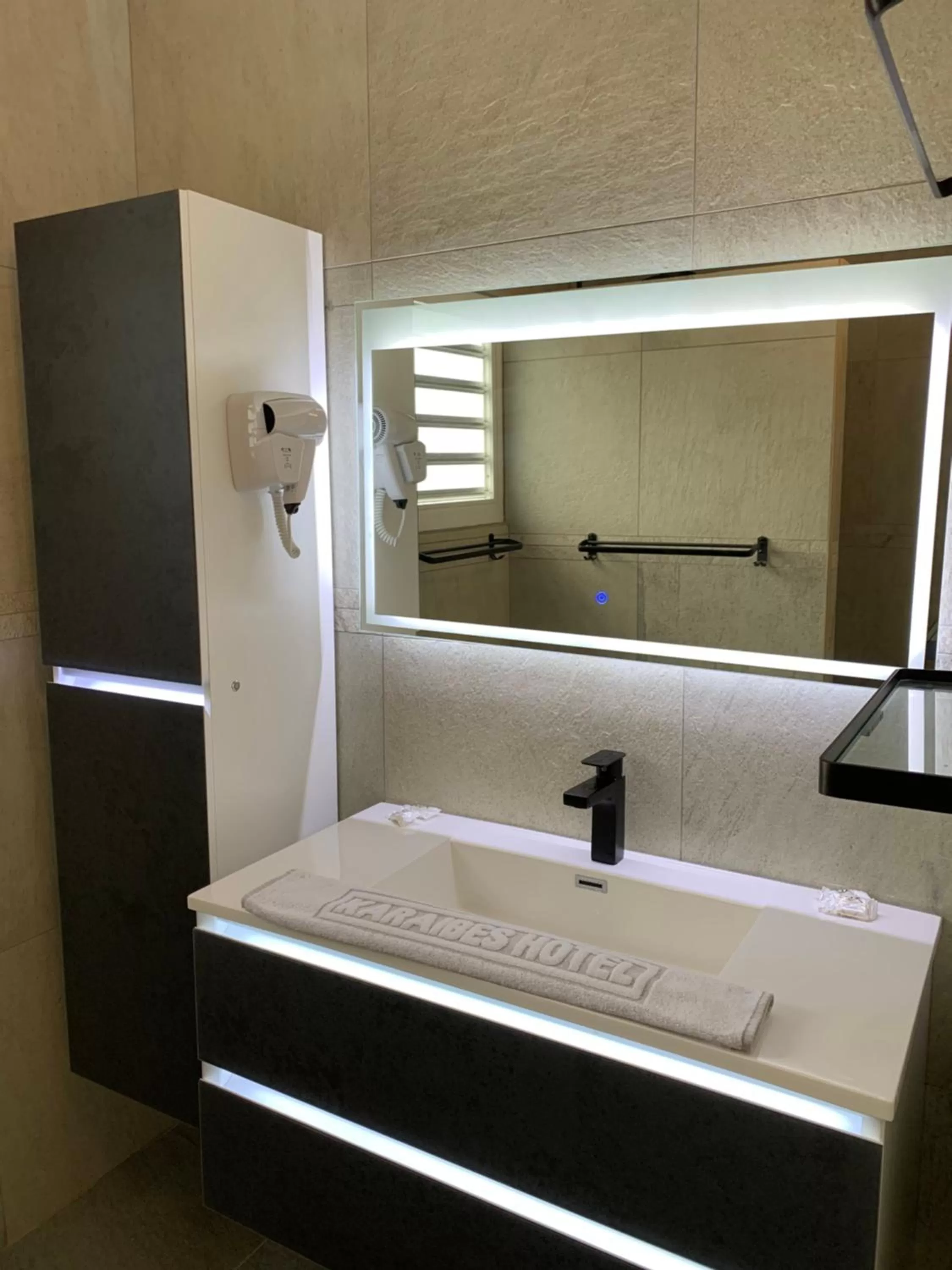 Bathroom in Karaibes Residence