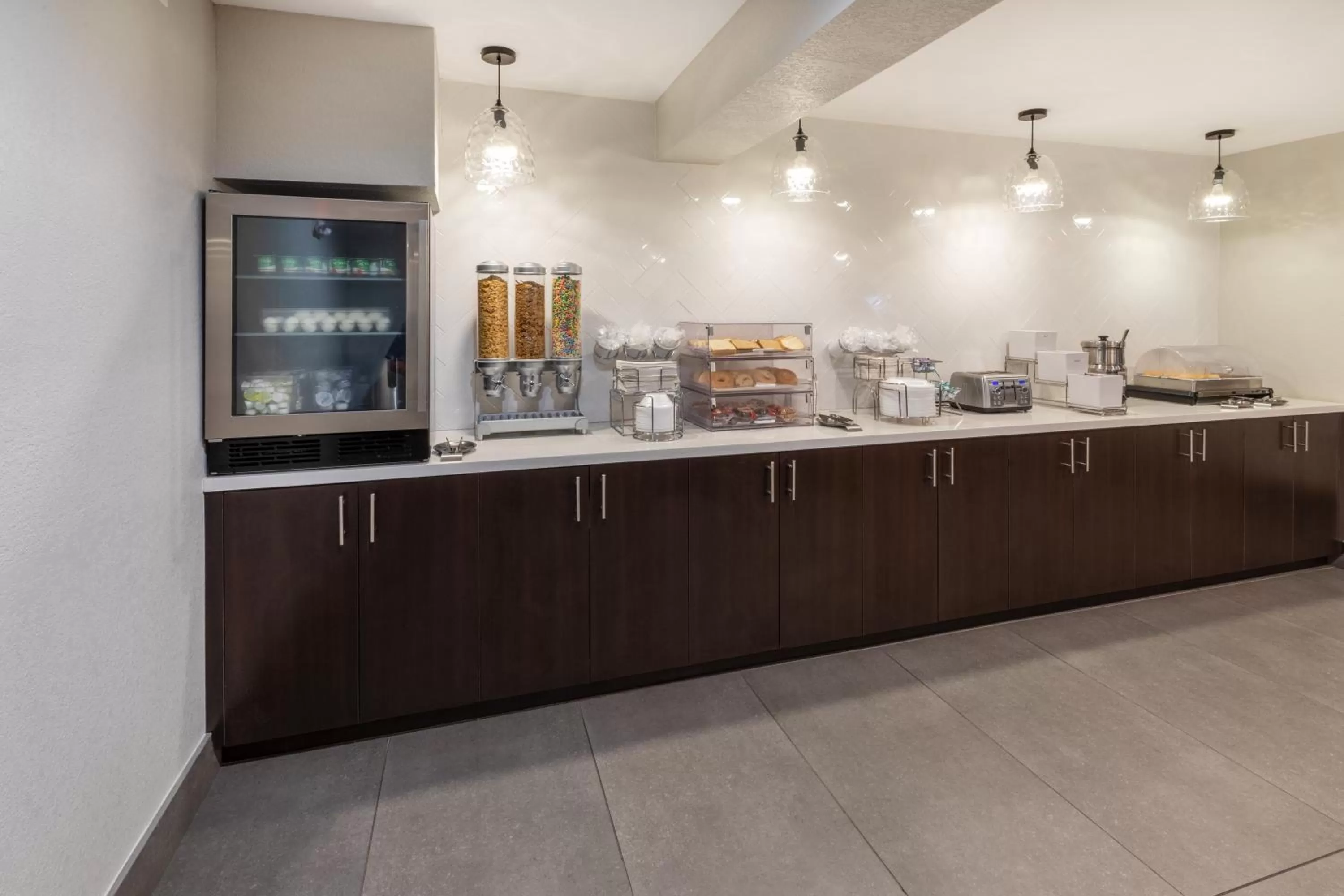 Buffet breakfast in La Quinta by Wyndham Houston NW Brookhollow