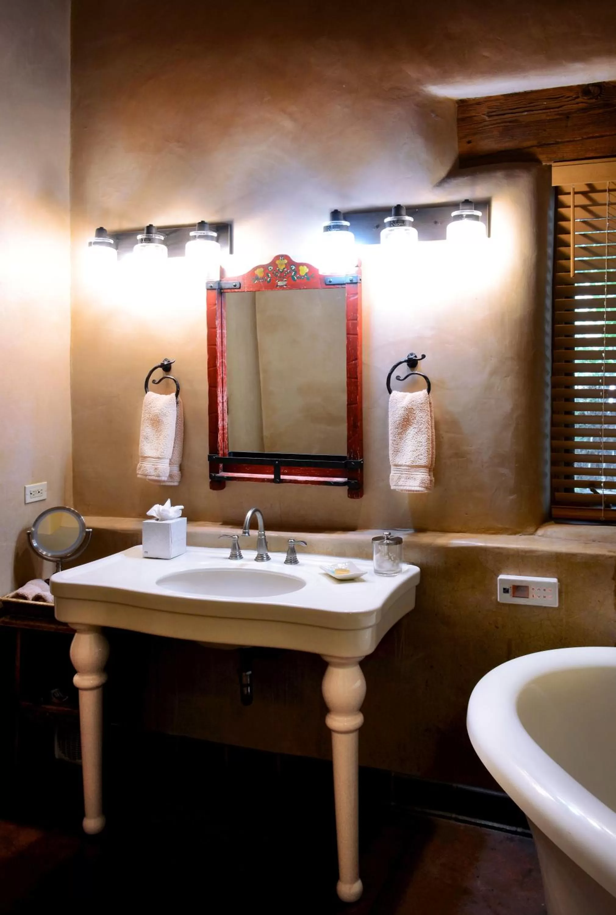 Bathroom in El Portal Sedona Hotel