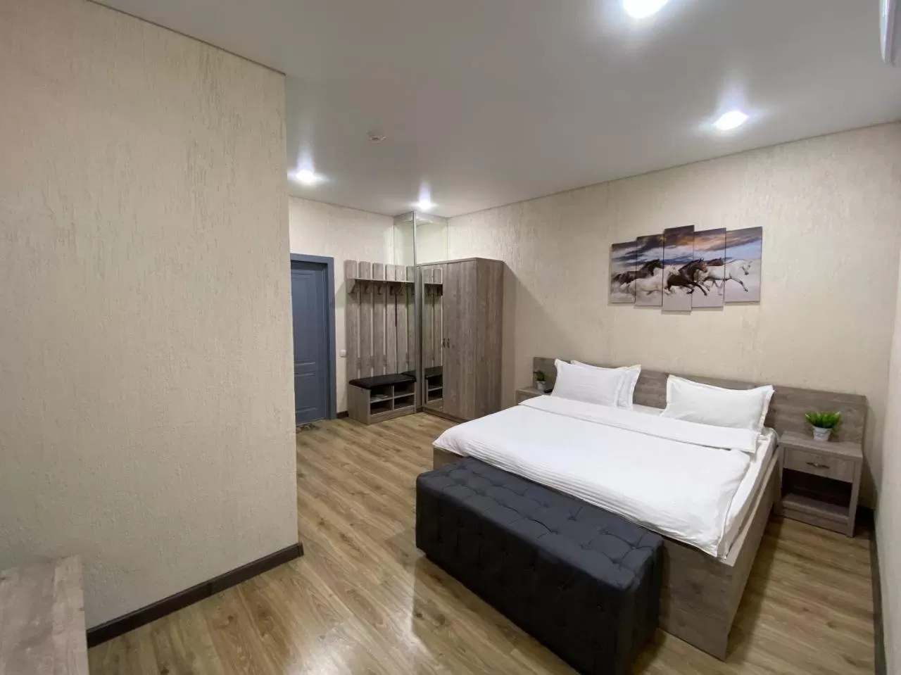 Bed in Deluxe SPA-Hotel