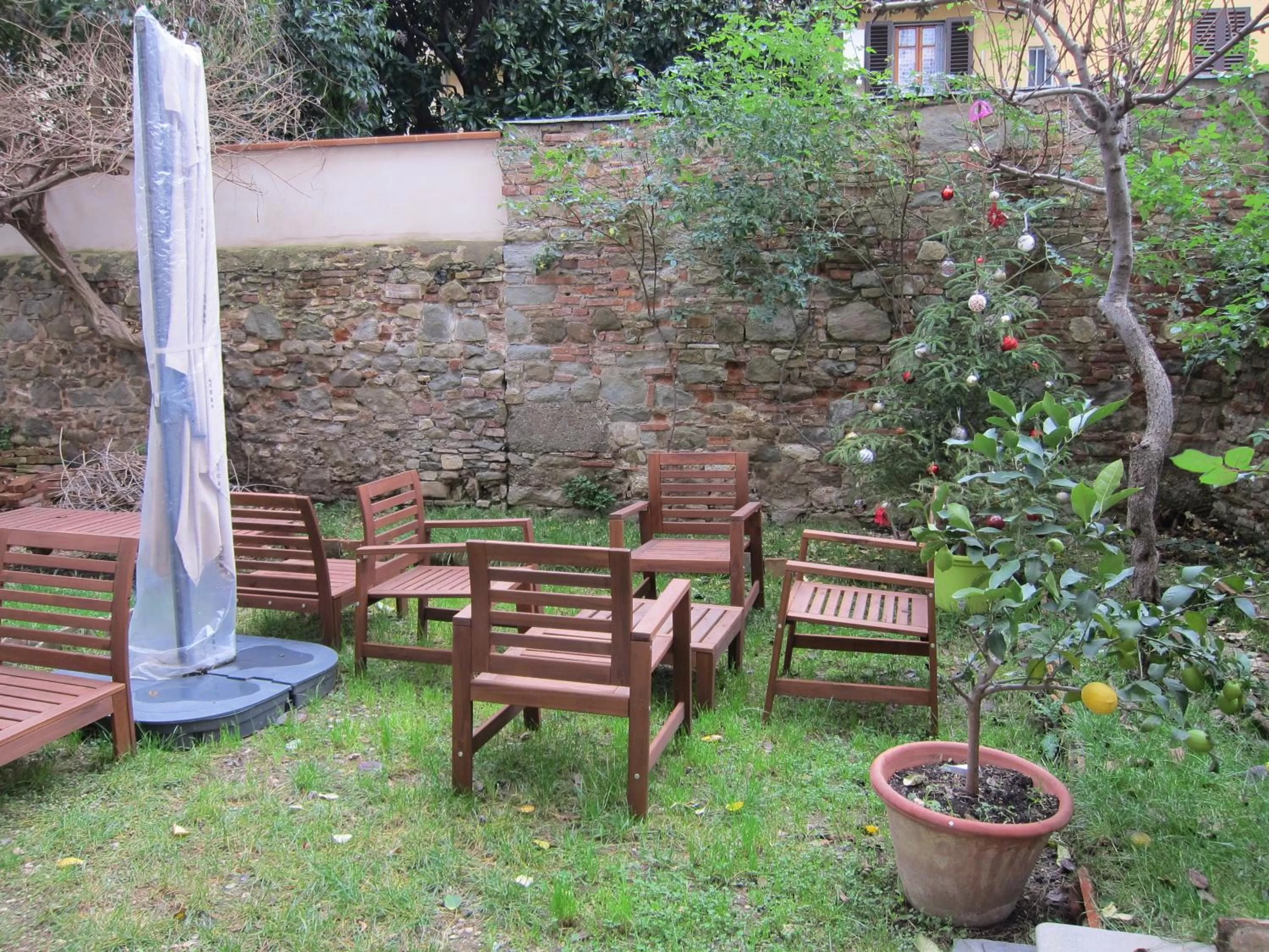 Garden in A casa di Enrico e LuzMe