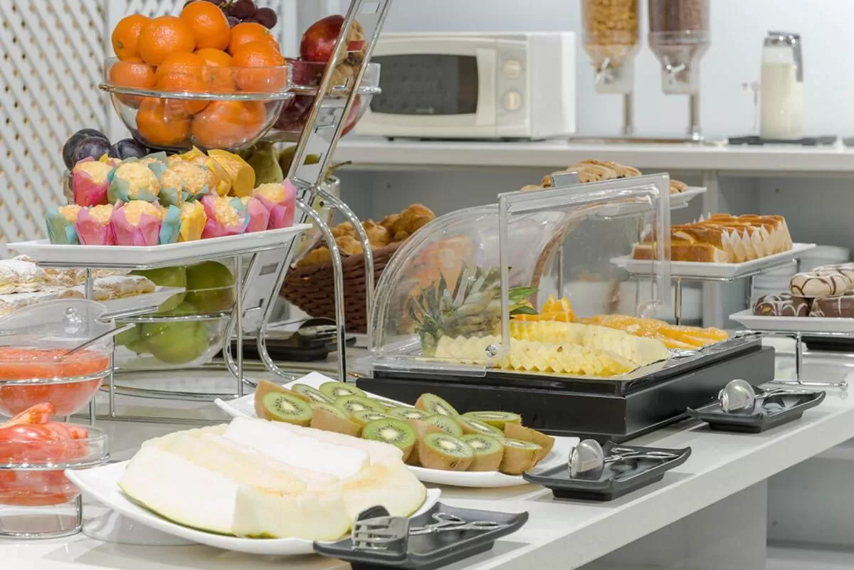 Continental breakfast in Hotel Alcázar