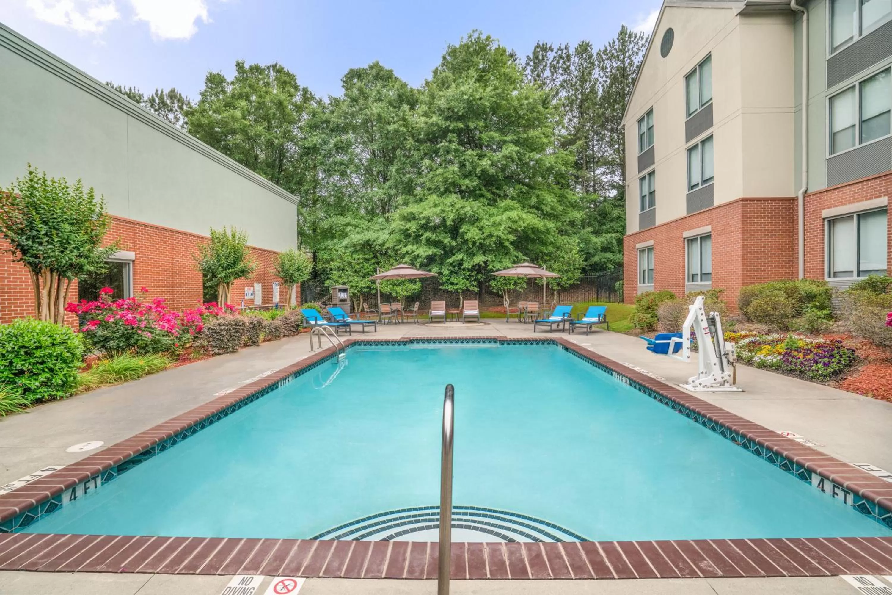 Swimming pool in Holiday Inn Atlanta/Roswell by IHG
