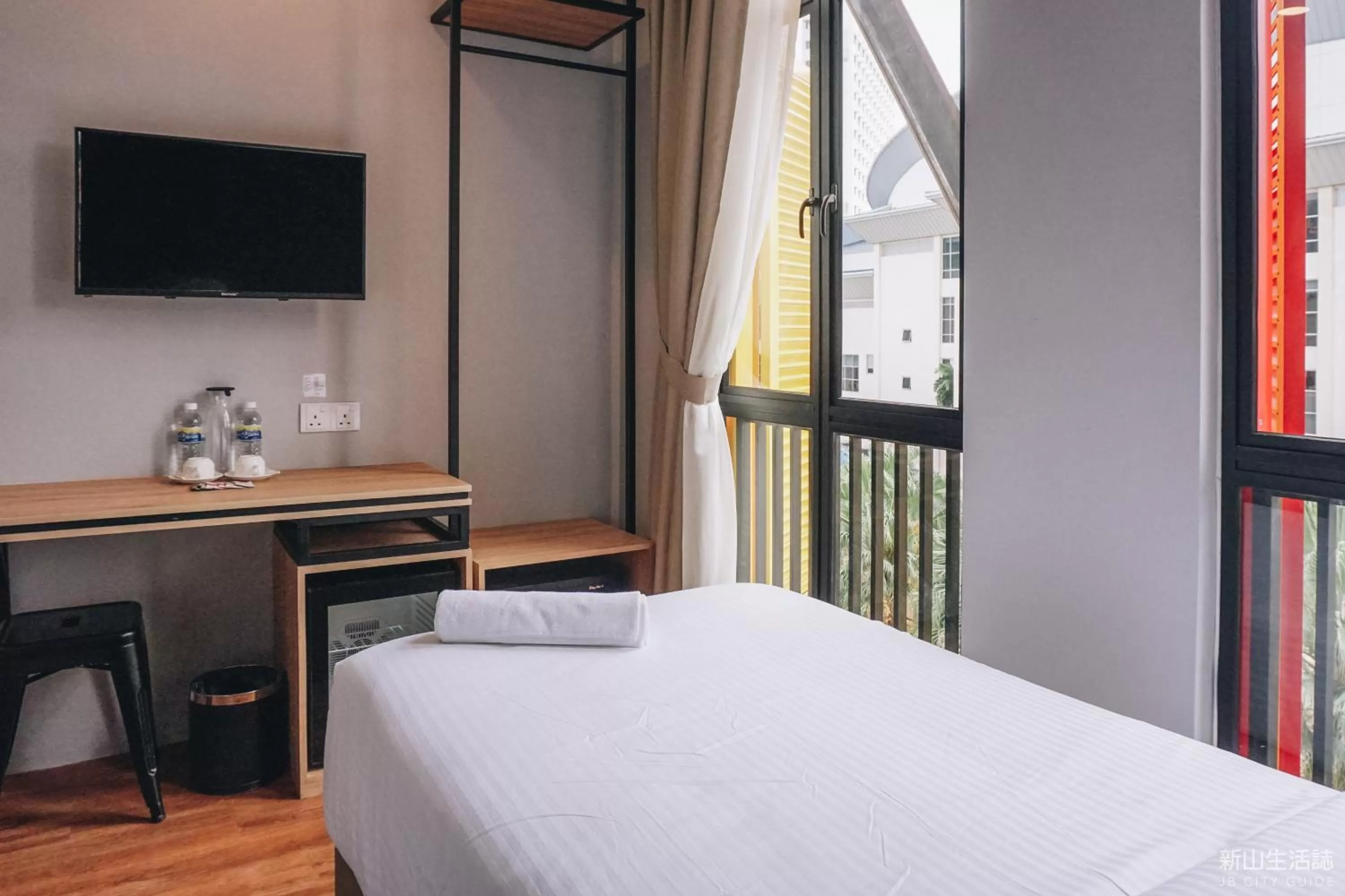 Bed in HOTEL CIQ, JALAN TRUS