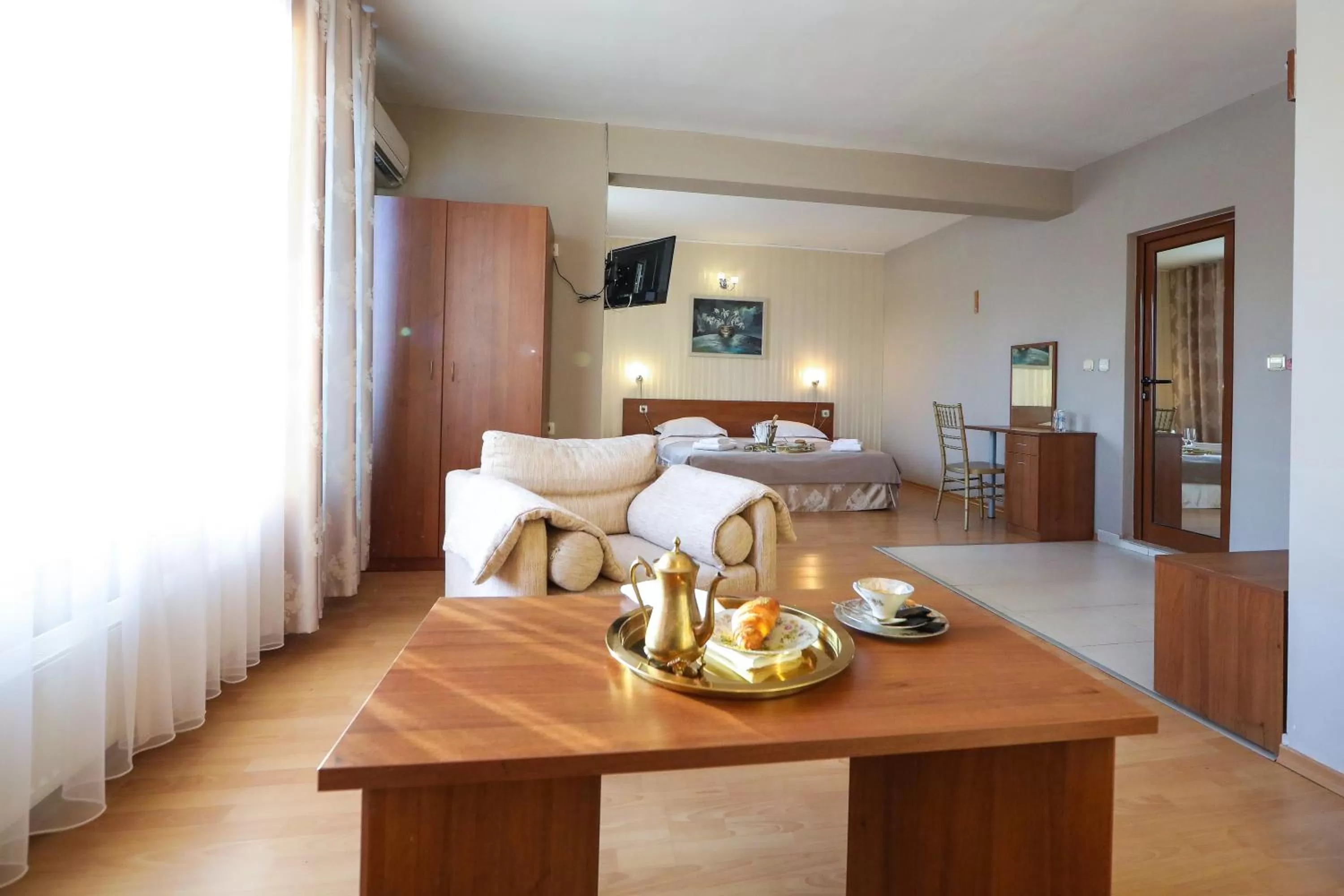 Seating Area in Complex Baroto