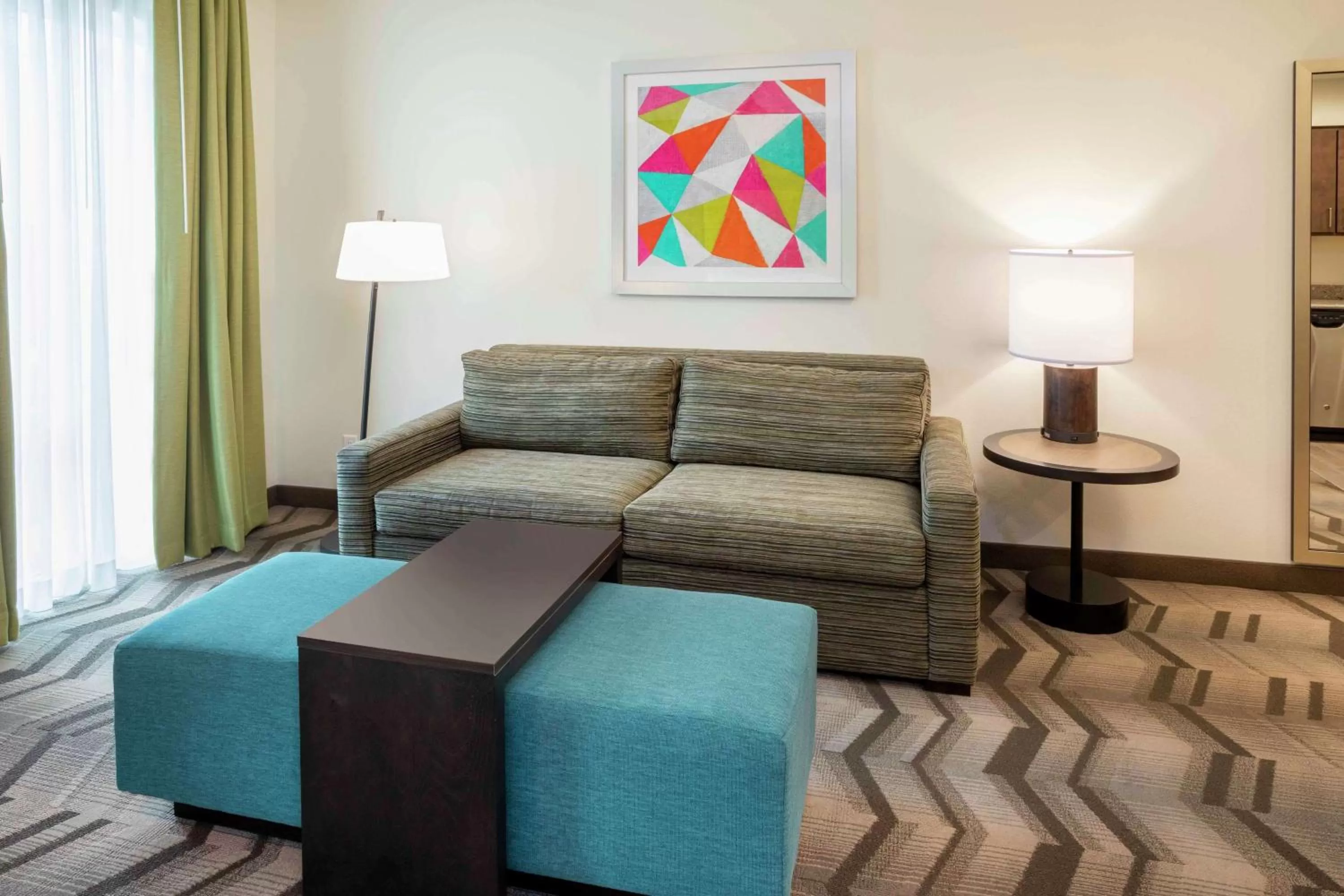 Living room in Homewood Suites By Hilton Edina Minneapolis