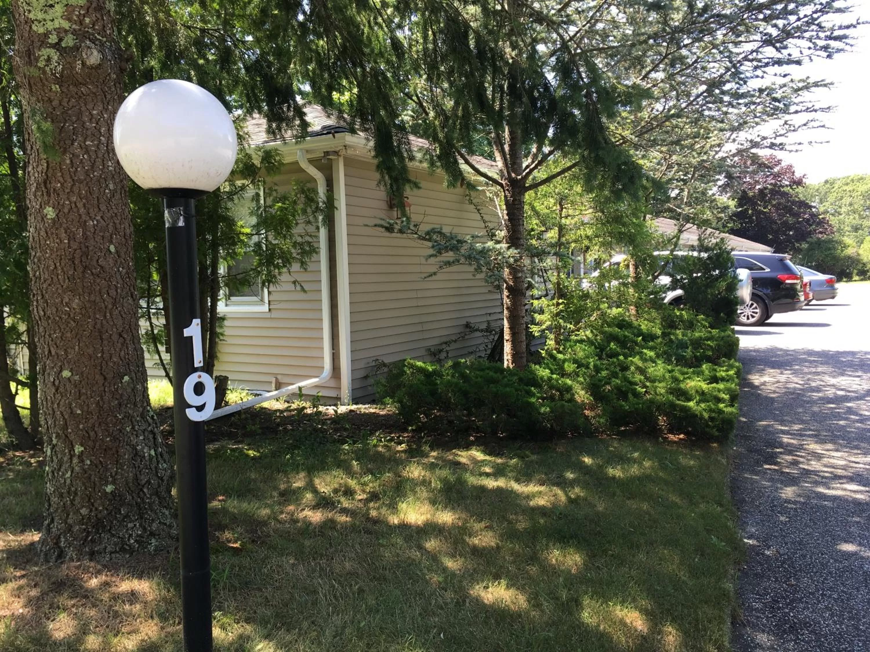 Property building in Westhampton Seabreeze Motel