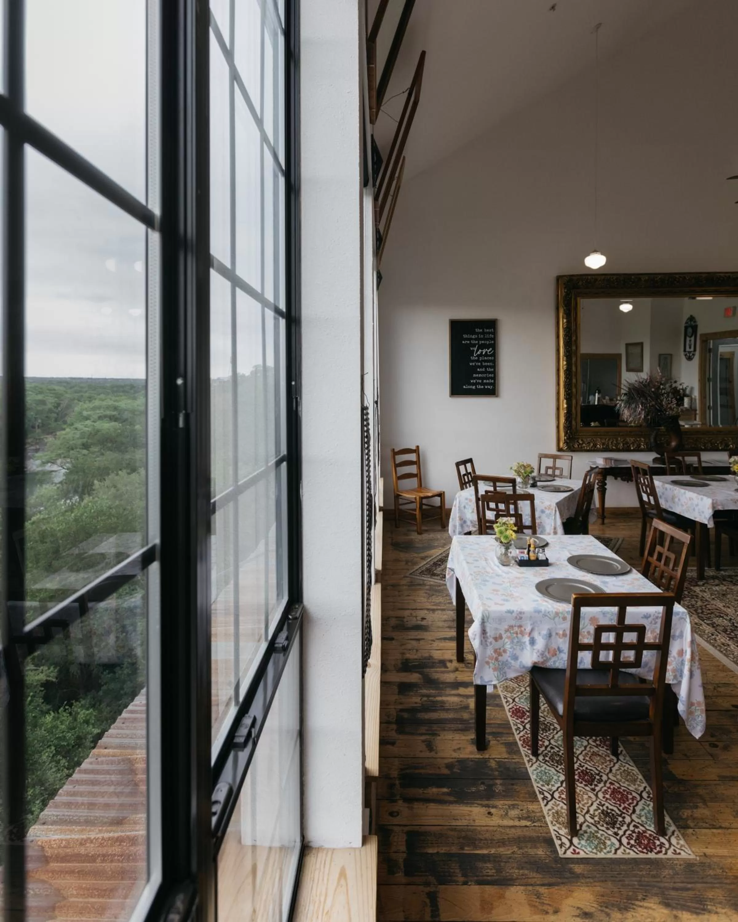 Living room in Gruene River Inn