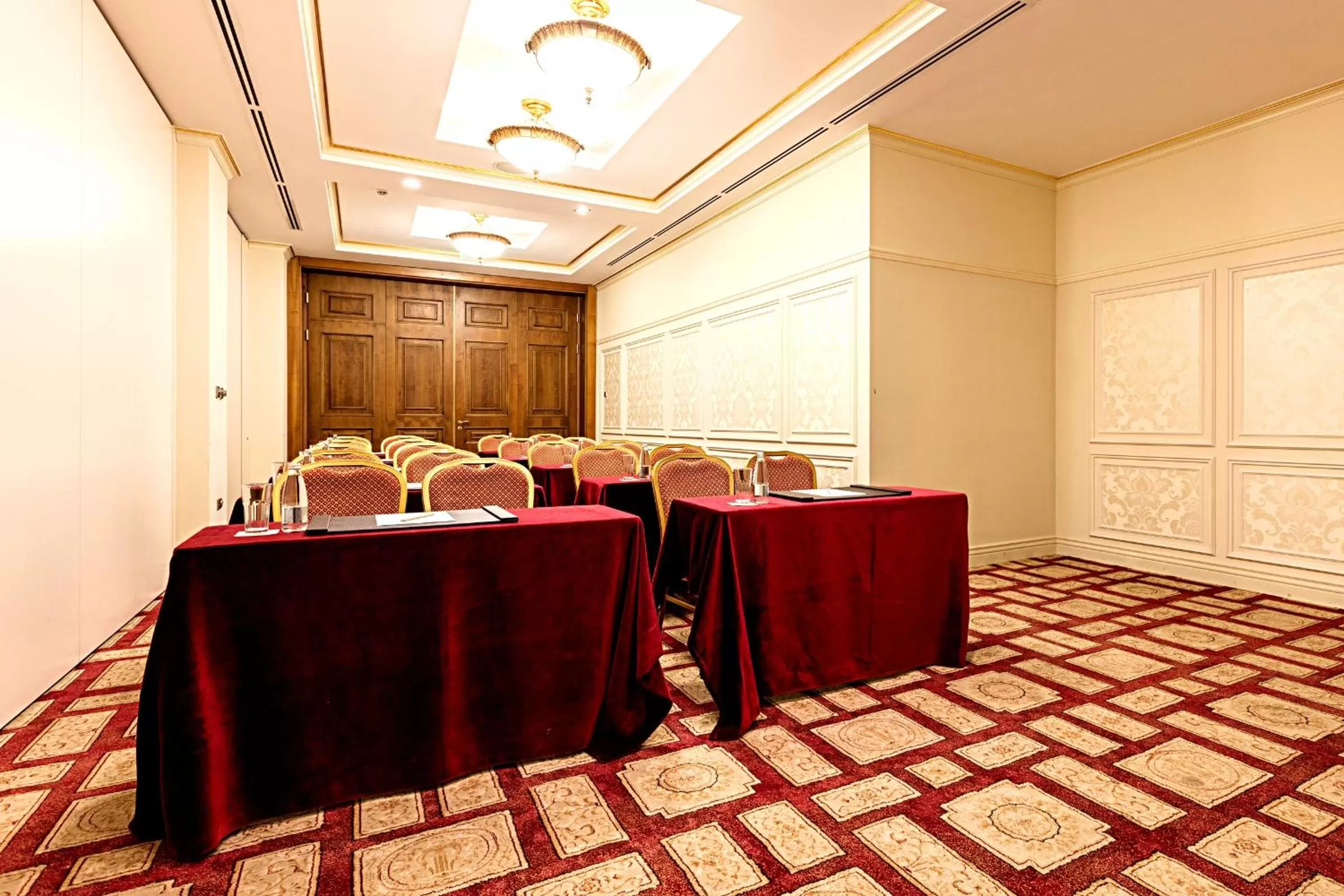 Meeting/conference room in Primoretz Grand Hotel & Spa