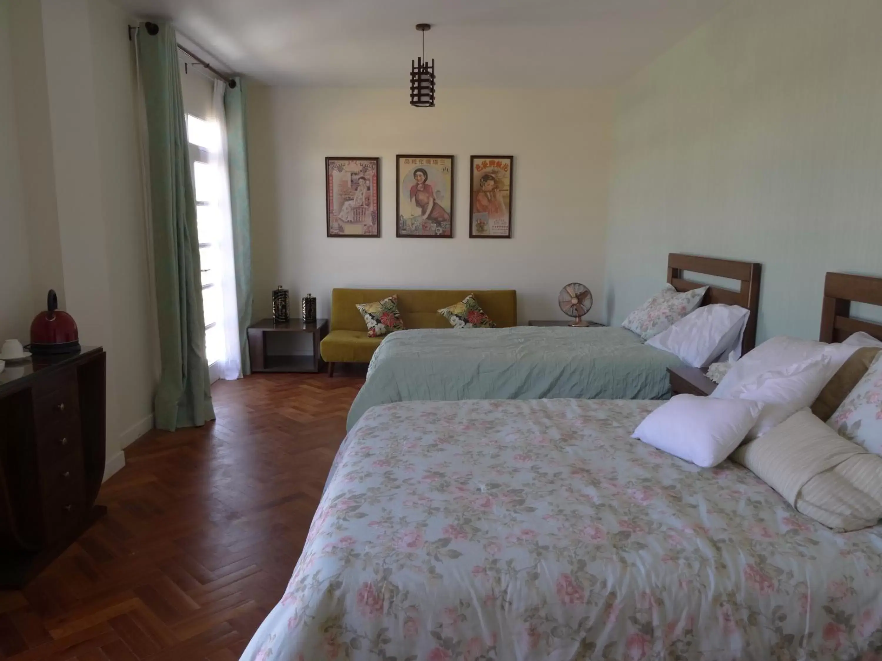 Deluxe Family Room in Casa Deco Hotel Boutique Deluxe Family Room in Casa Deco Hotel Boutique