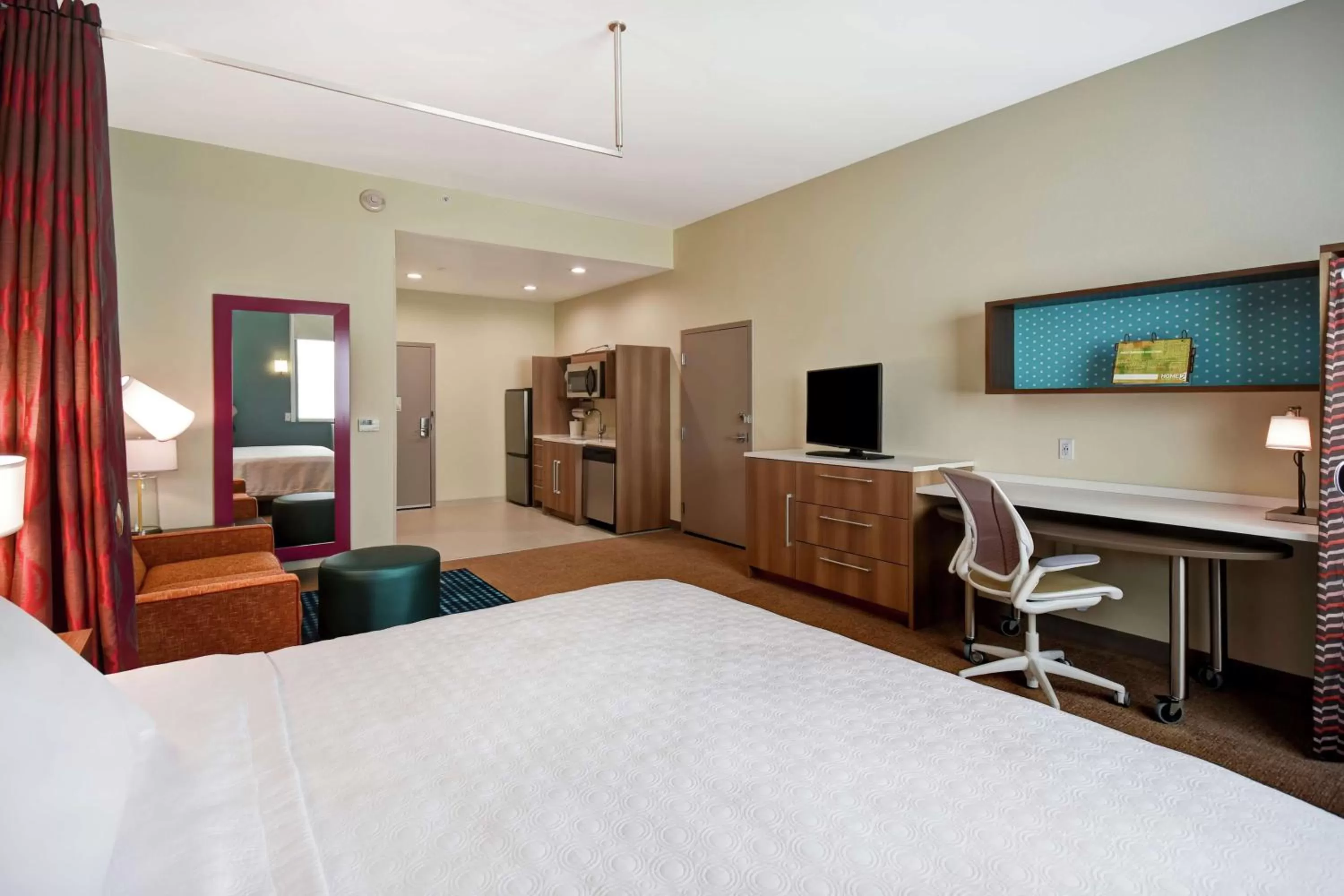 Bedroom, Bed in Home2 Suites By Hilton Columbus Downtown