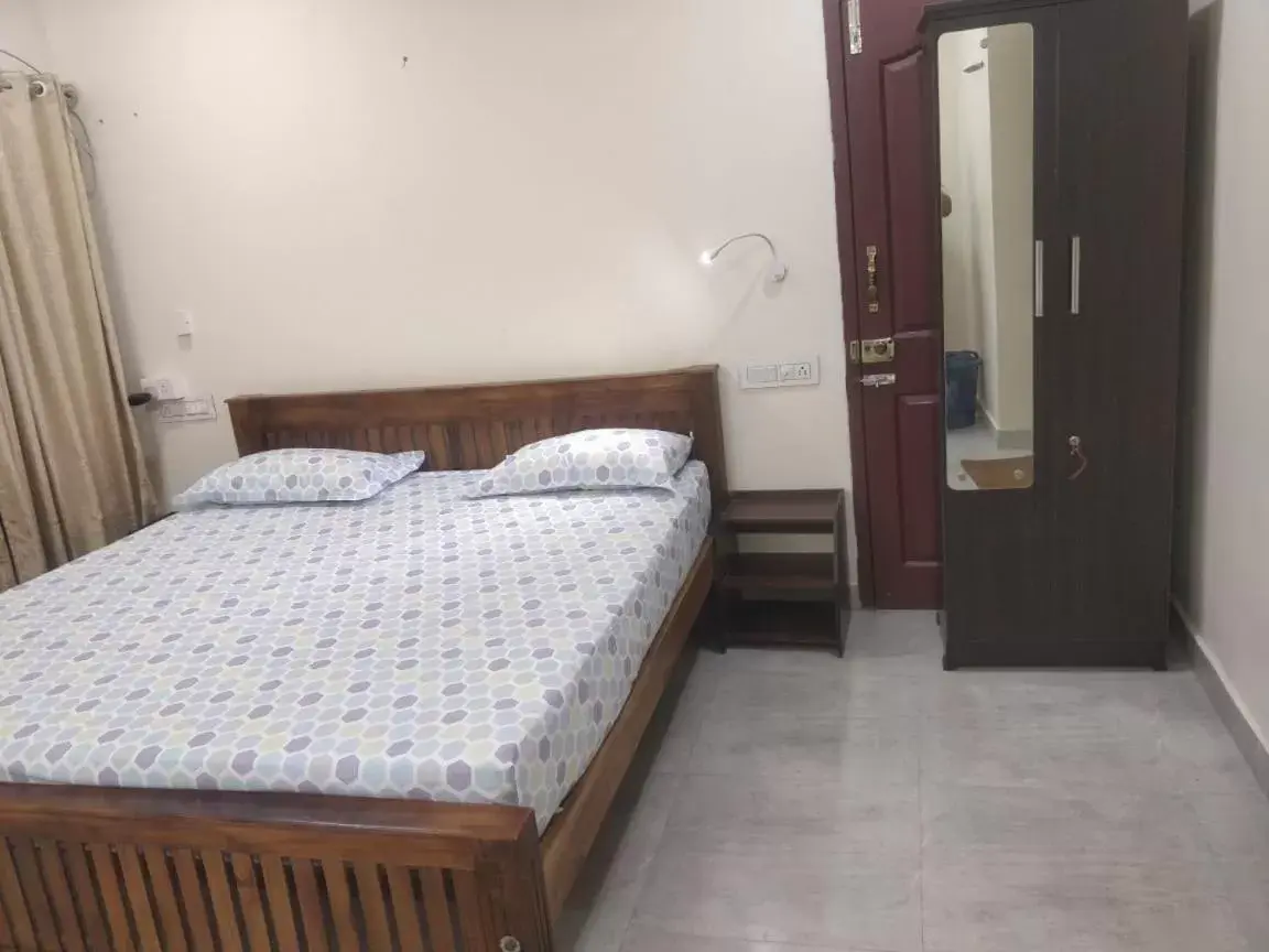 Superior King Room - single occupancy in Nature Villa Kochi Superior King Room - single occupancy in Nature Villa Kochi