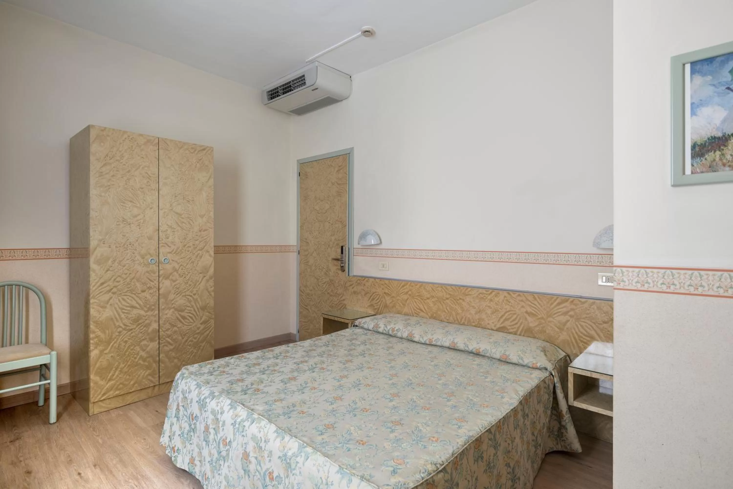 Bedroom in Hotel Garibaldi