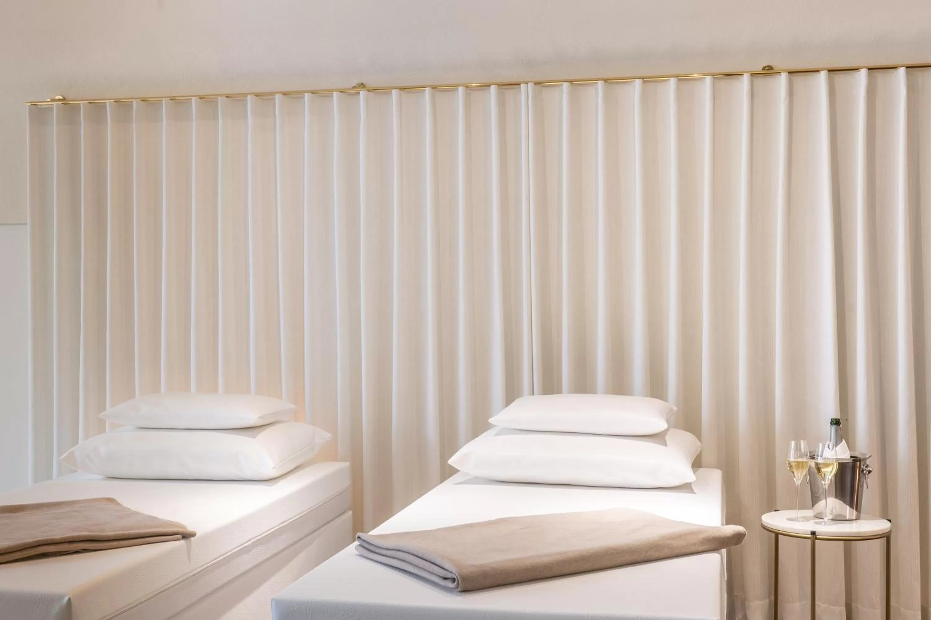 Spa and wellness centre/facilities, Bed in Galerie Hotel