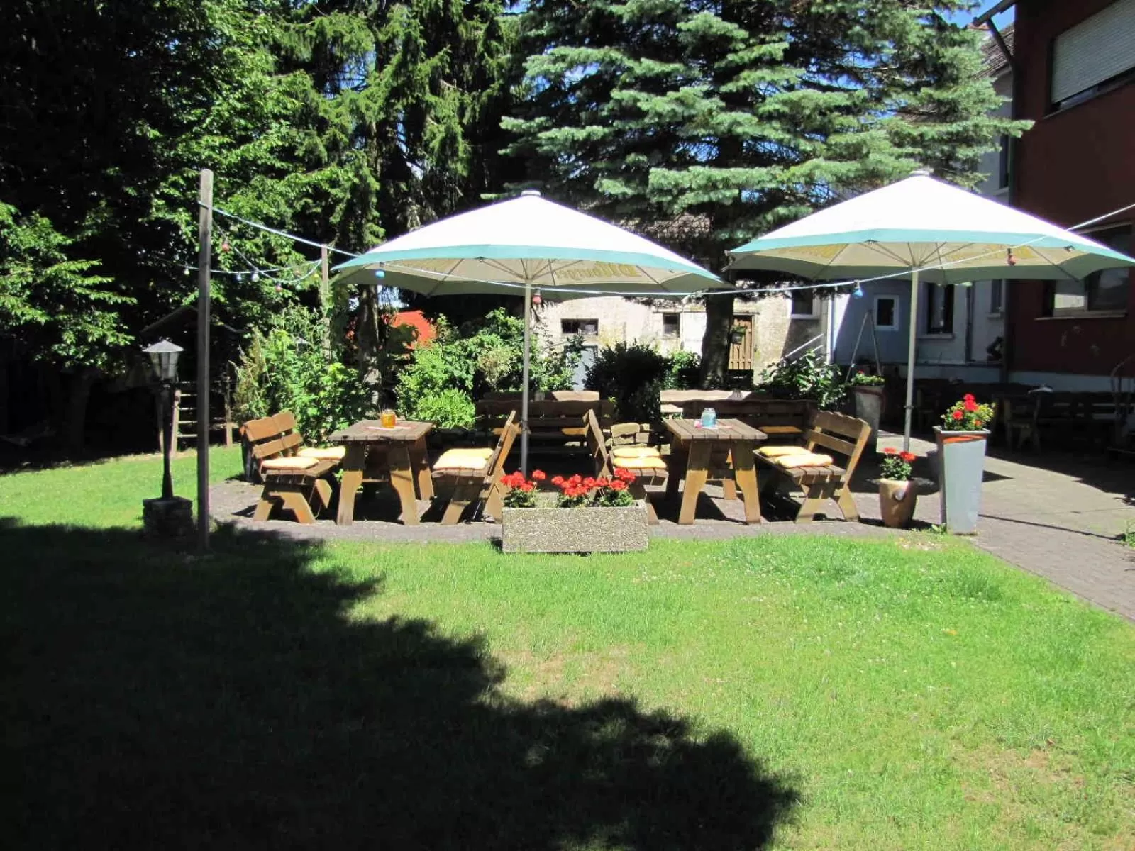 Garden in "Unter den Kastanien"