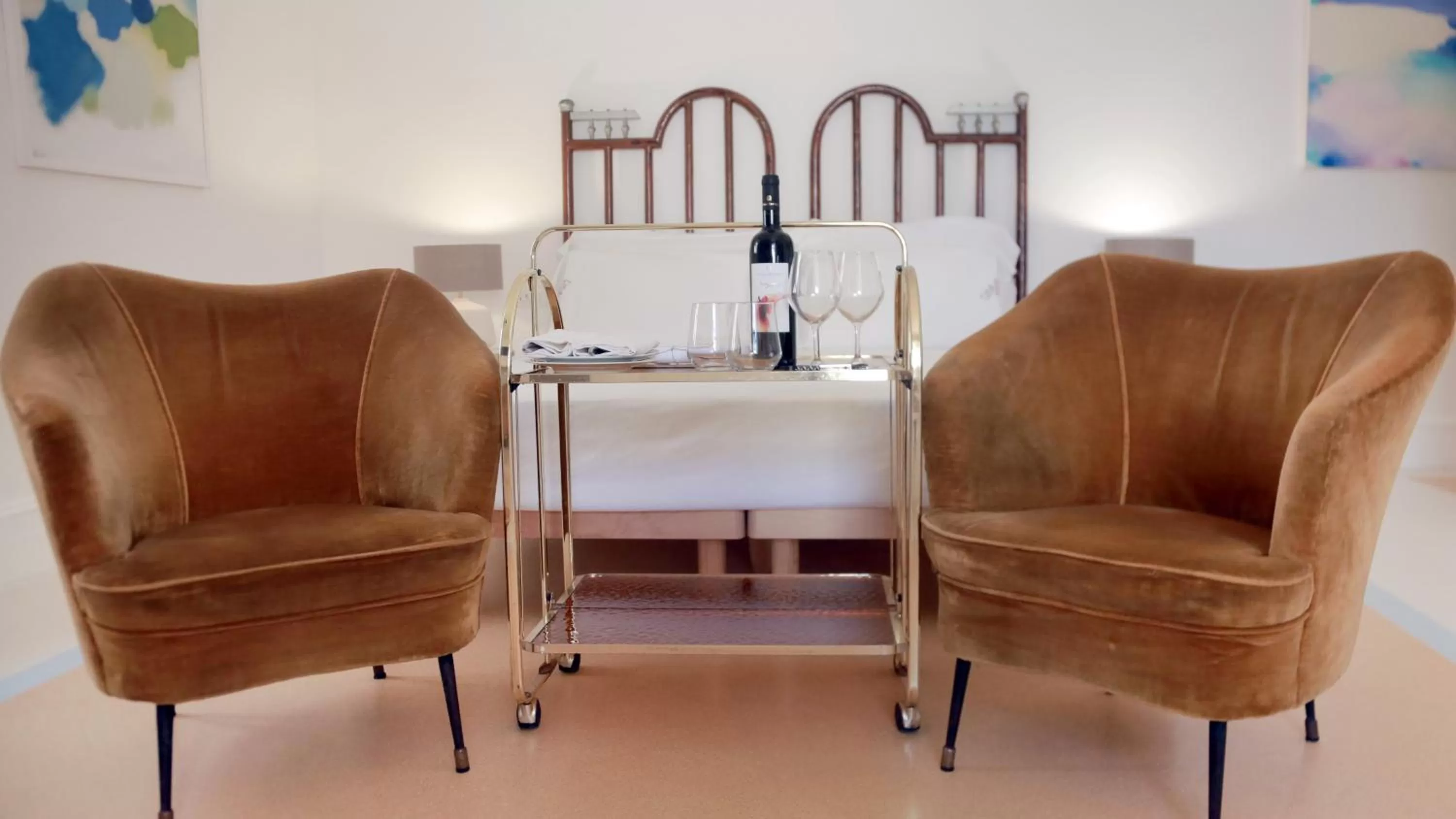 Bed, Seating Area in dimore di portadibasso