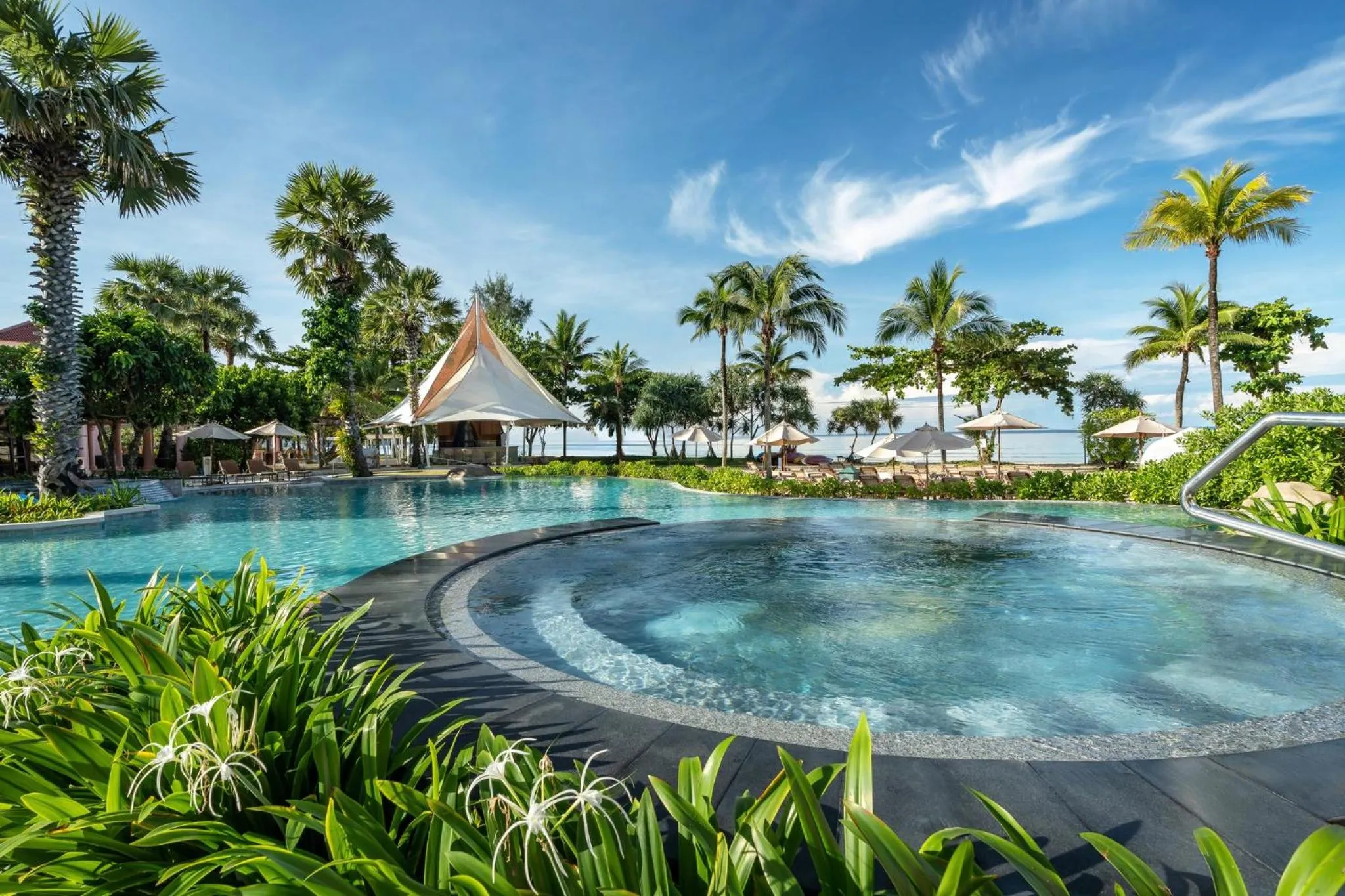Swimming pool in Centara Grand Beach Resort Phuket