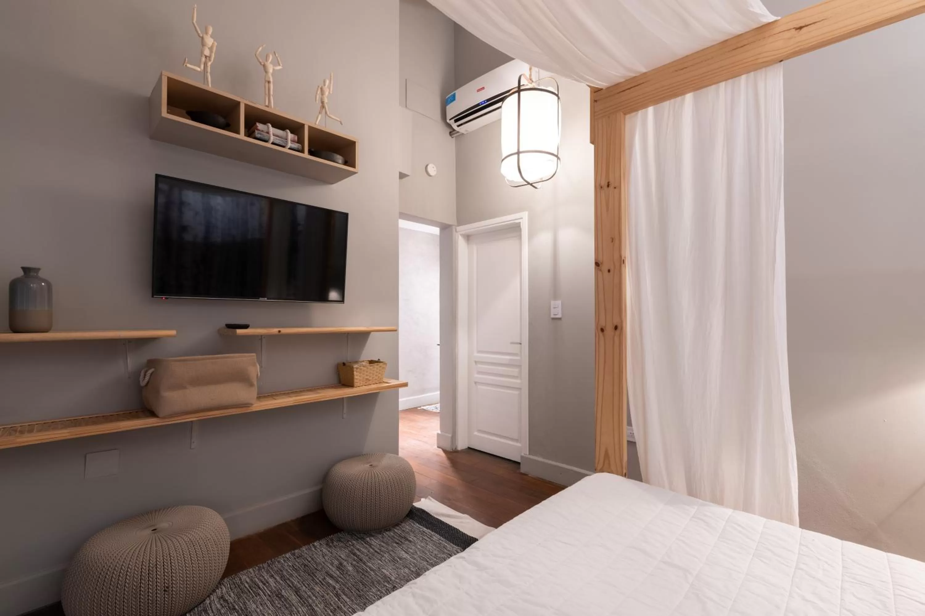 Photo of the whole room, TV/Entertainment Center in Casa Onas Hotel Boutique Córdoba