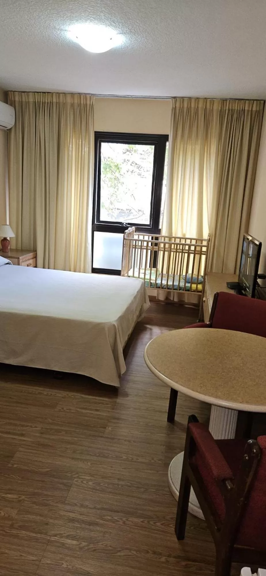 Photo of the whole room in Hotel Klee