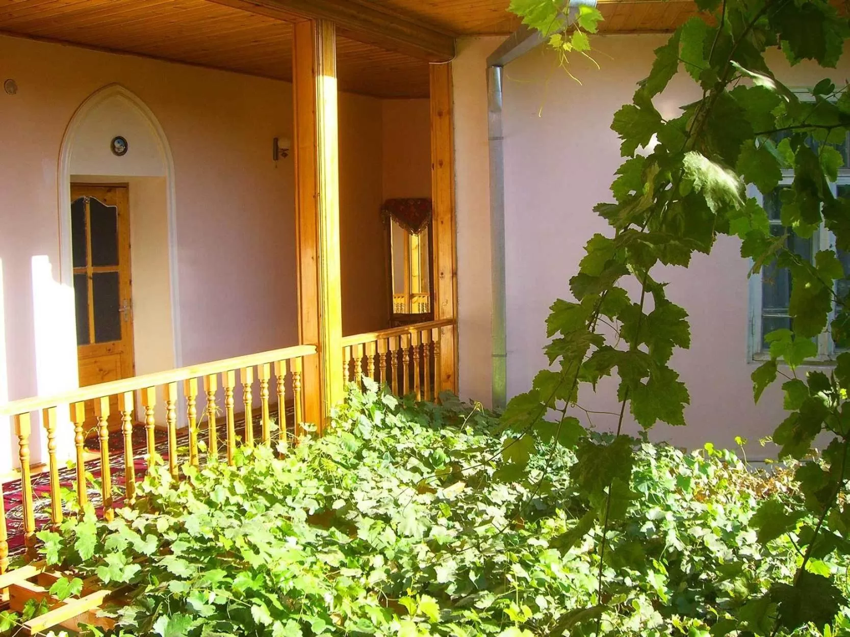 Facade/entrance in Jahongir Guest House