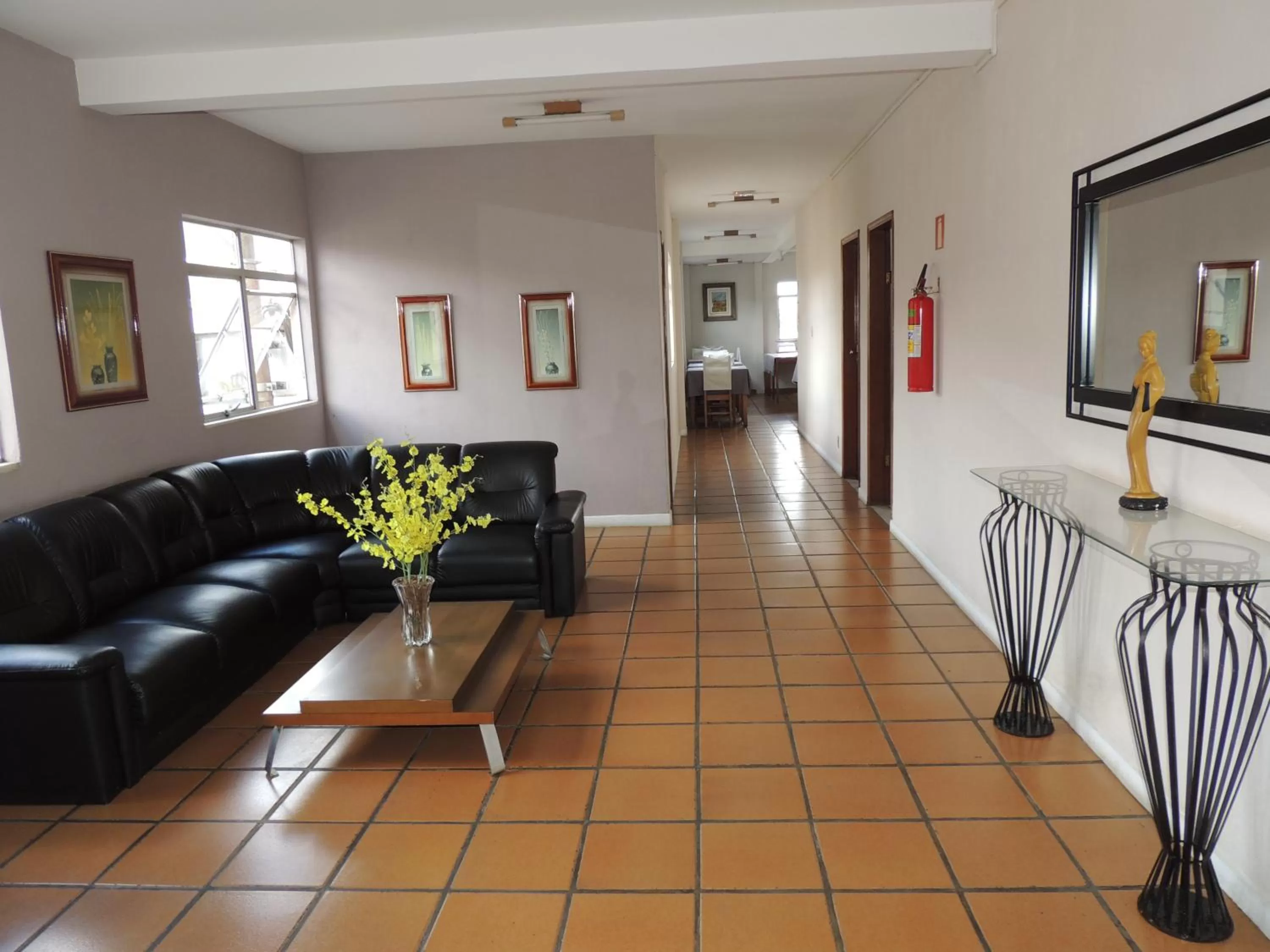 Seating area in Hotel Serra Das Vertentes