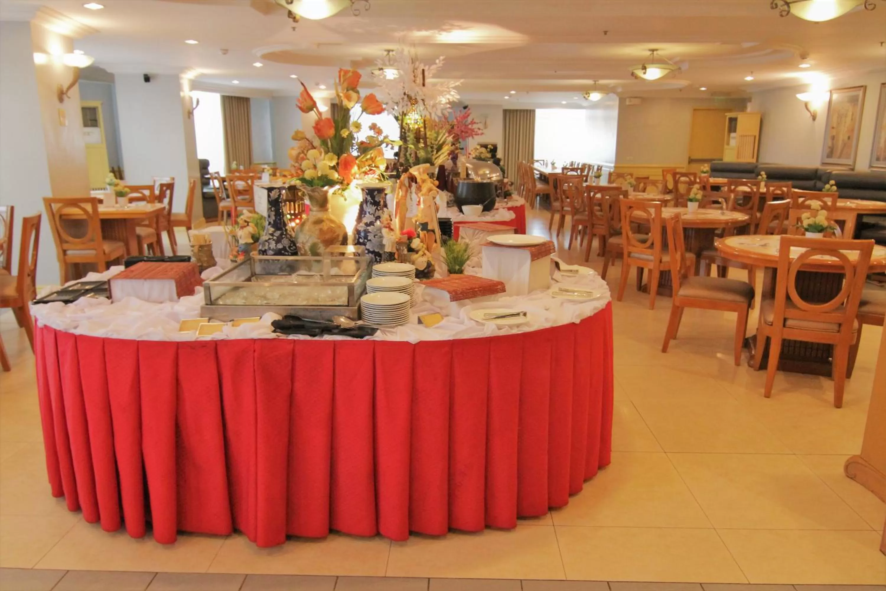 The Grand Dame Hotel