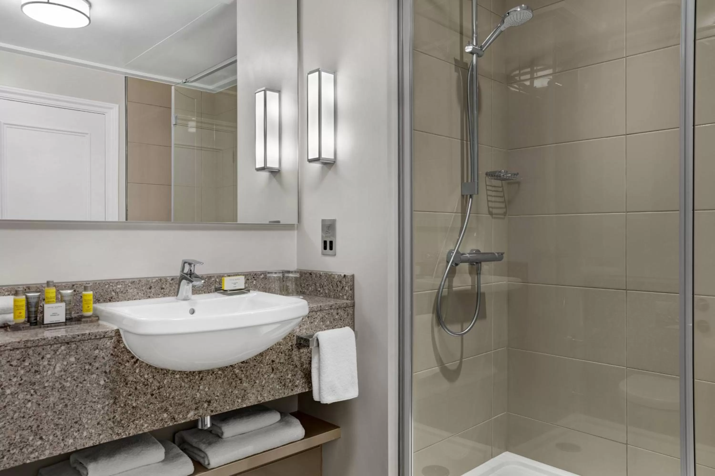 Bathroom in Bristol Marriott Royal Hotel