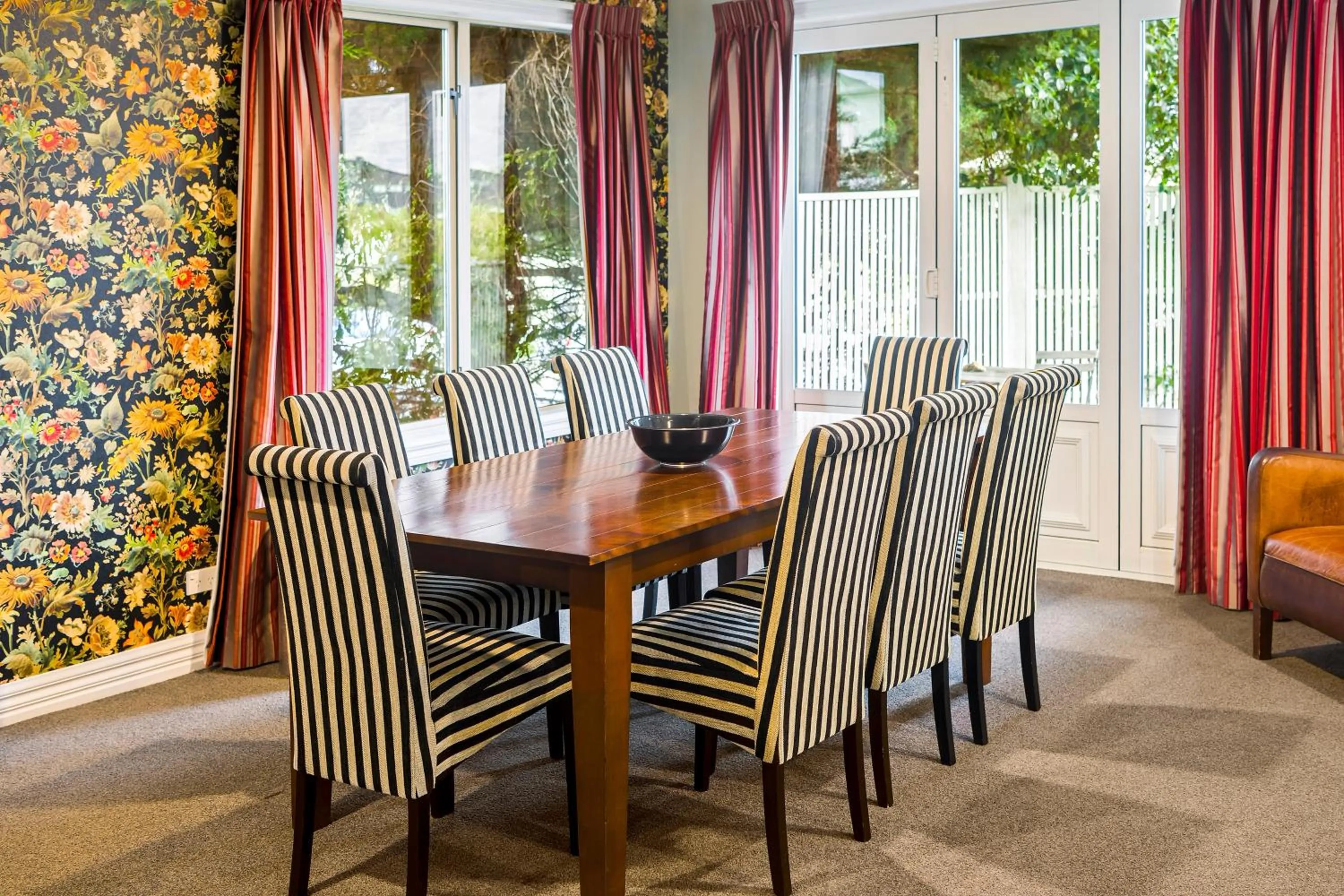 Dining area in The Dairy Hotel Queenstown, A Naumi Chapter