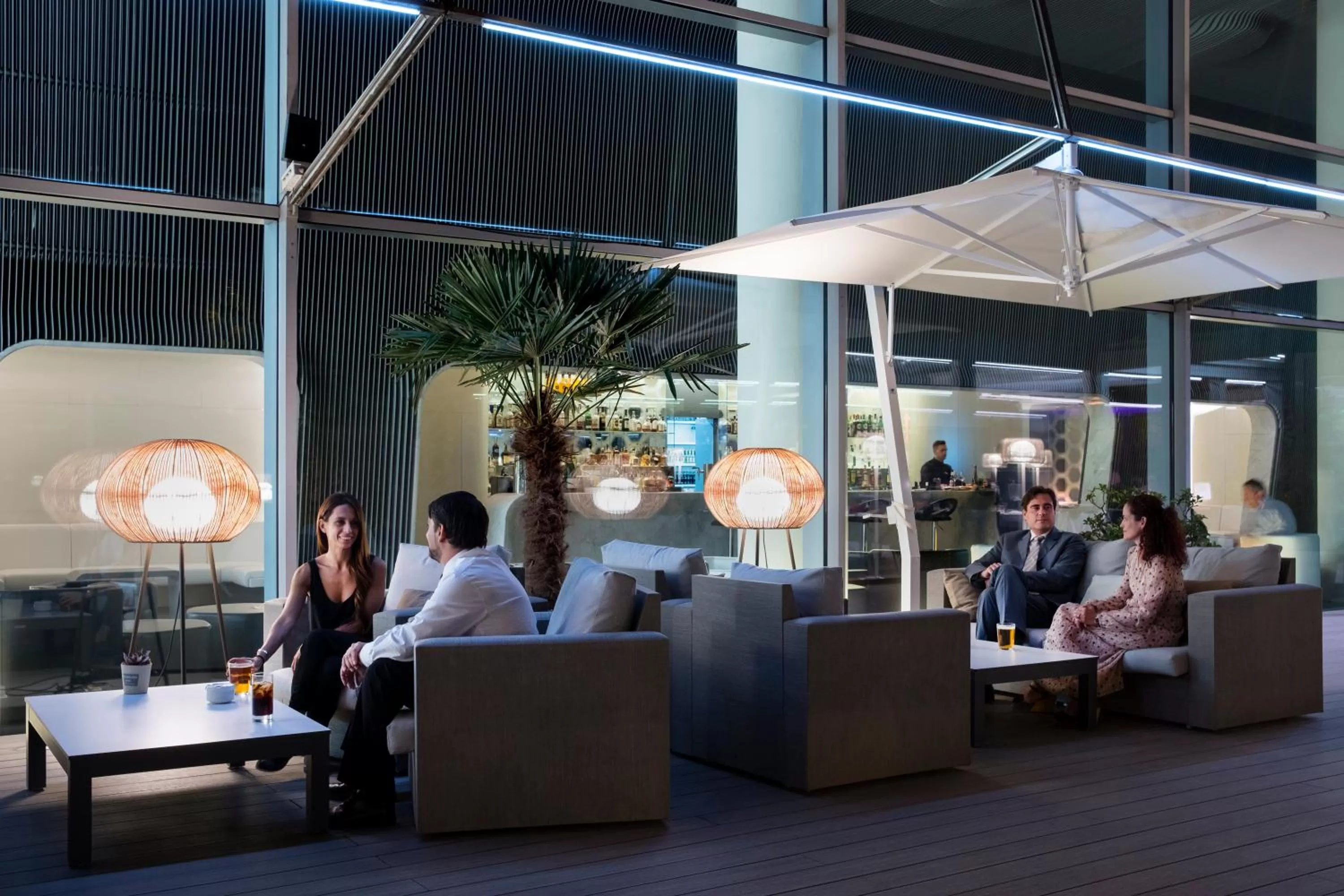 Food and drinks in Hotel Puerta America