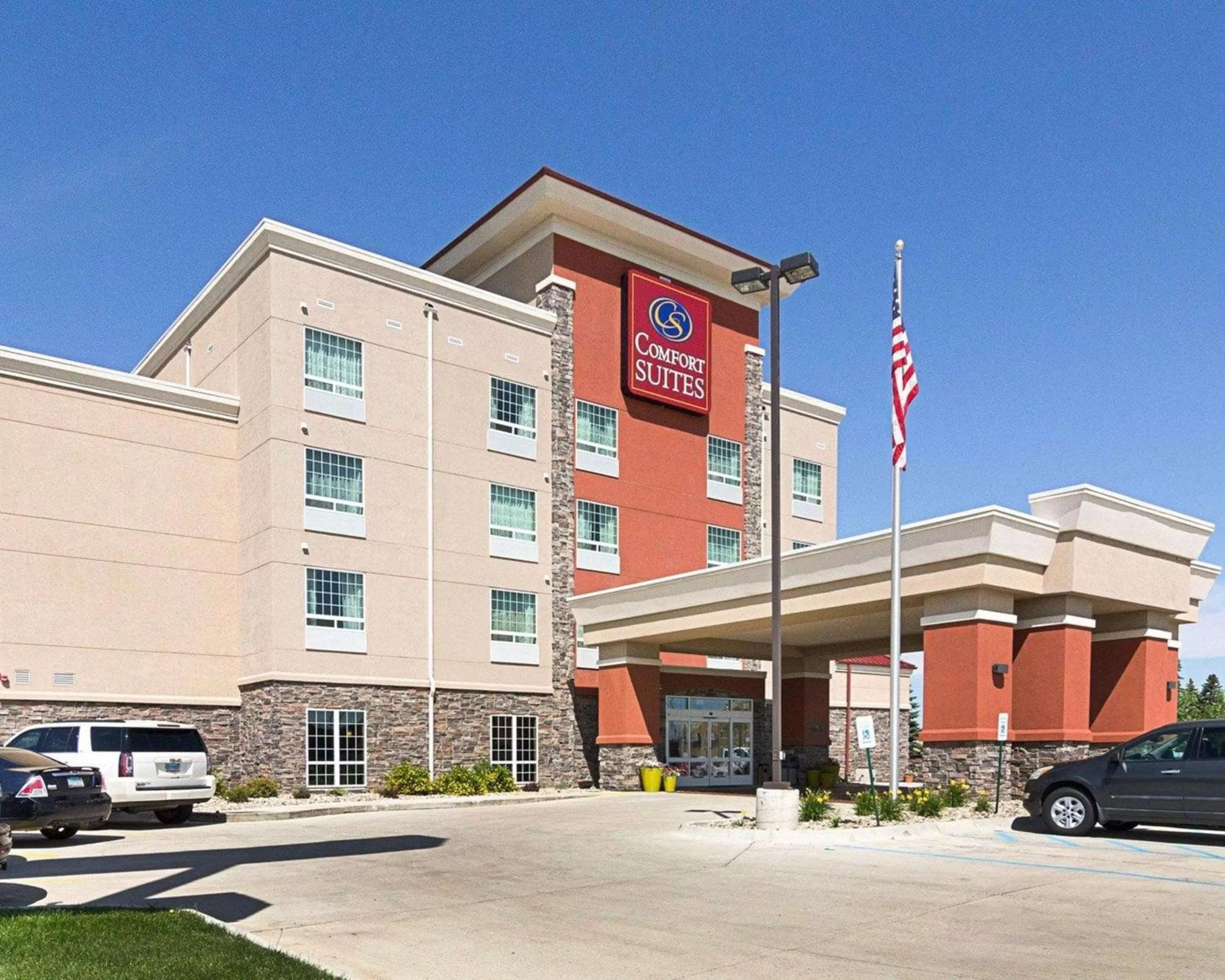 Property building in Comfort Suites Minot South