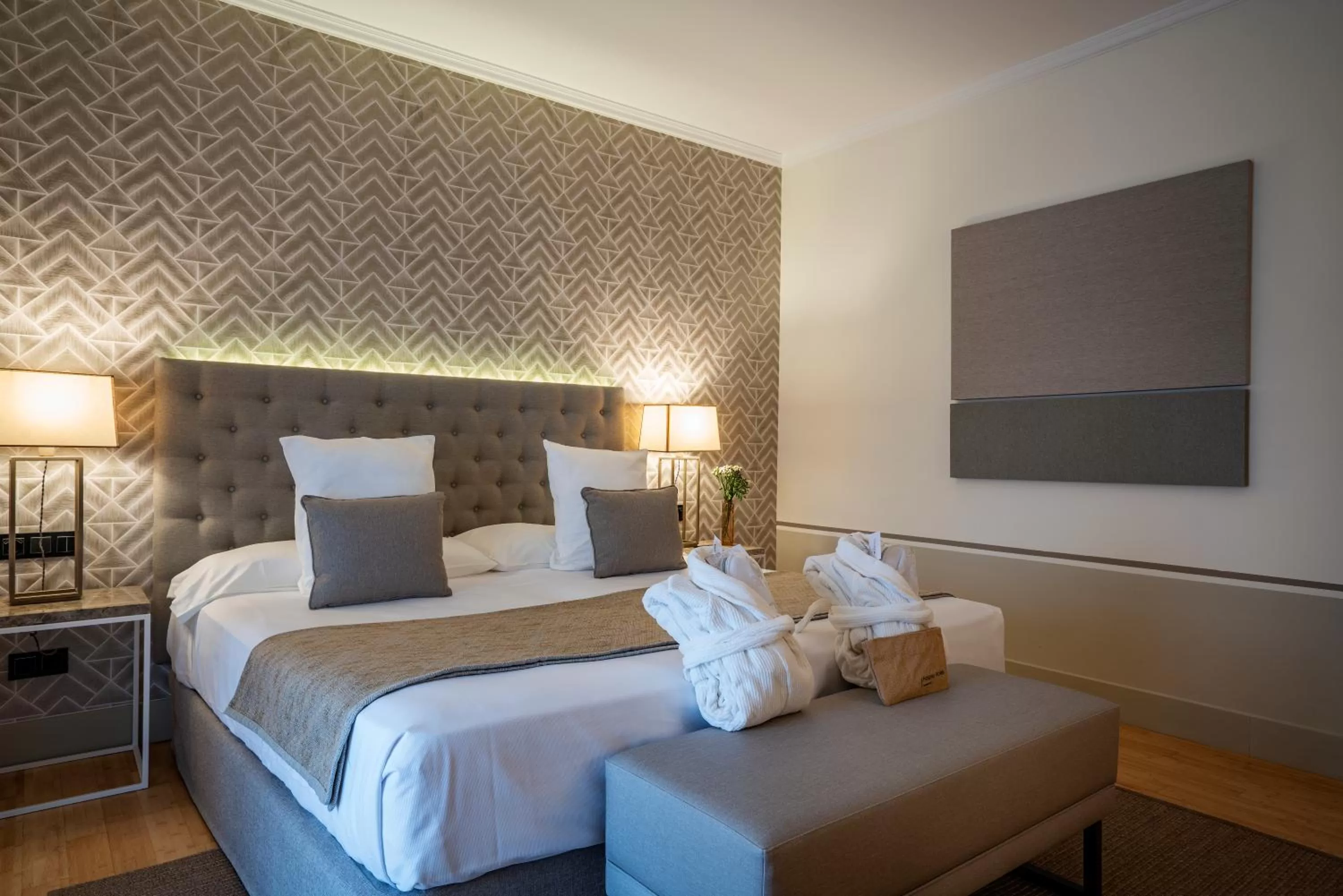 Bed in Hospes Palacio de Arenales & Spa