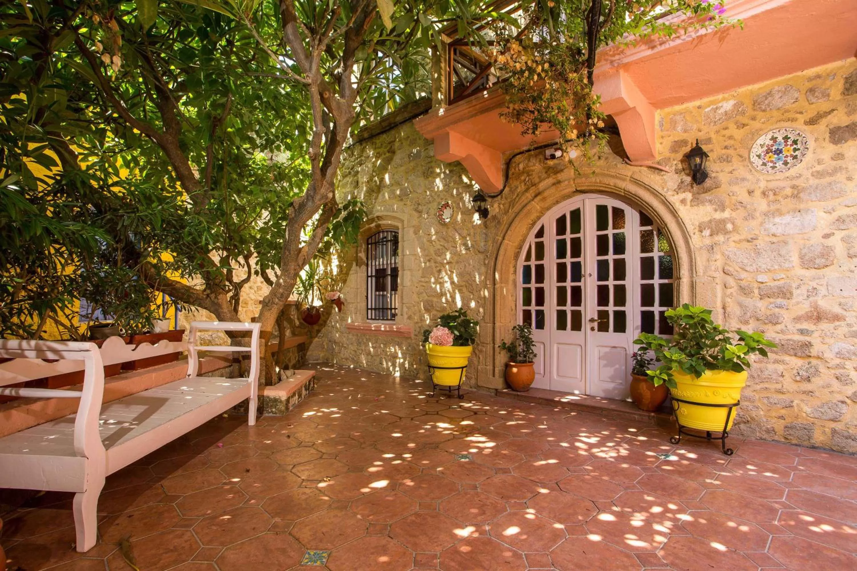 Patio in Attiki Hotel