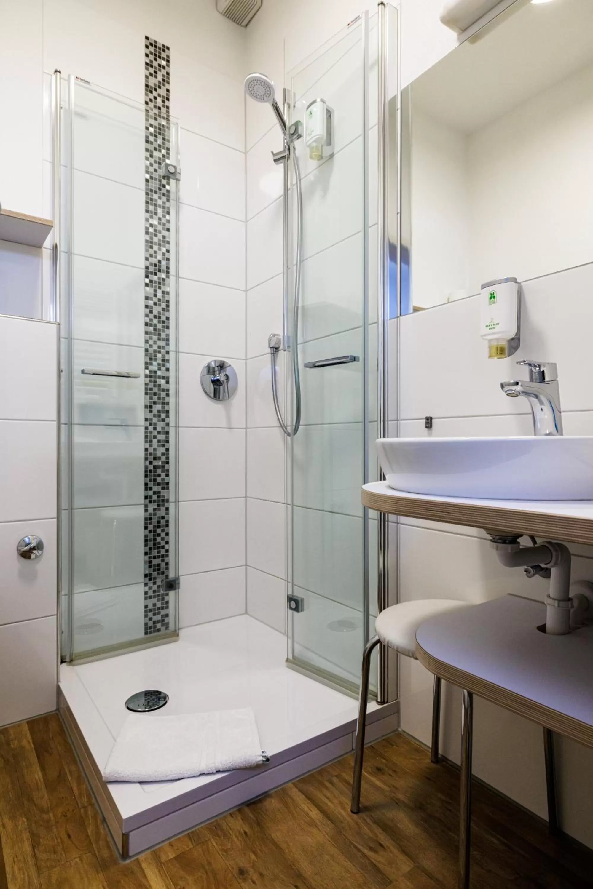 Bathroom in Flair Hotel zum Storchen