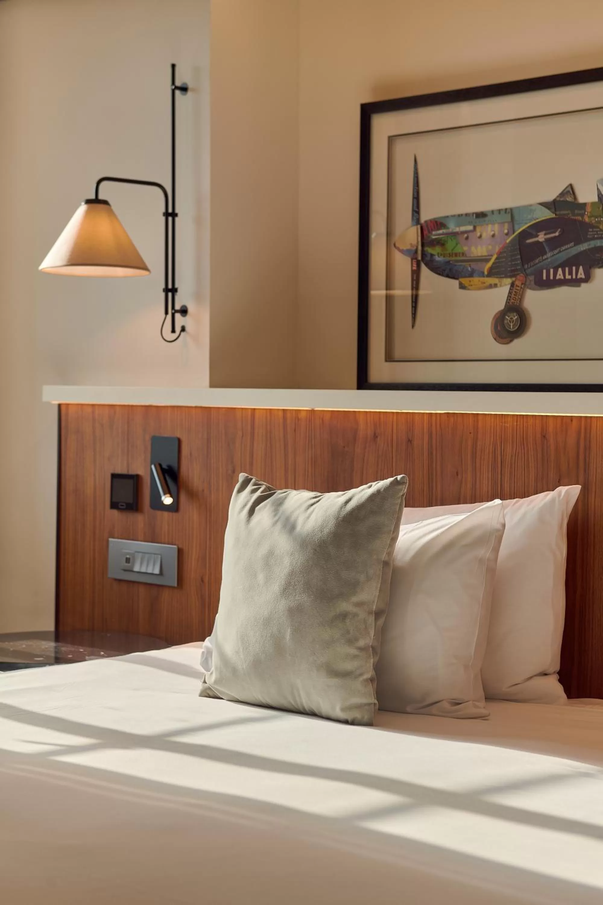 Bed in Melia White House Hotel