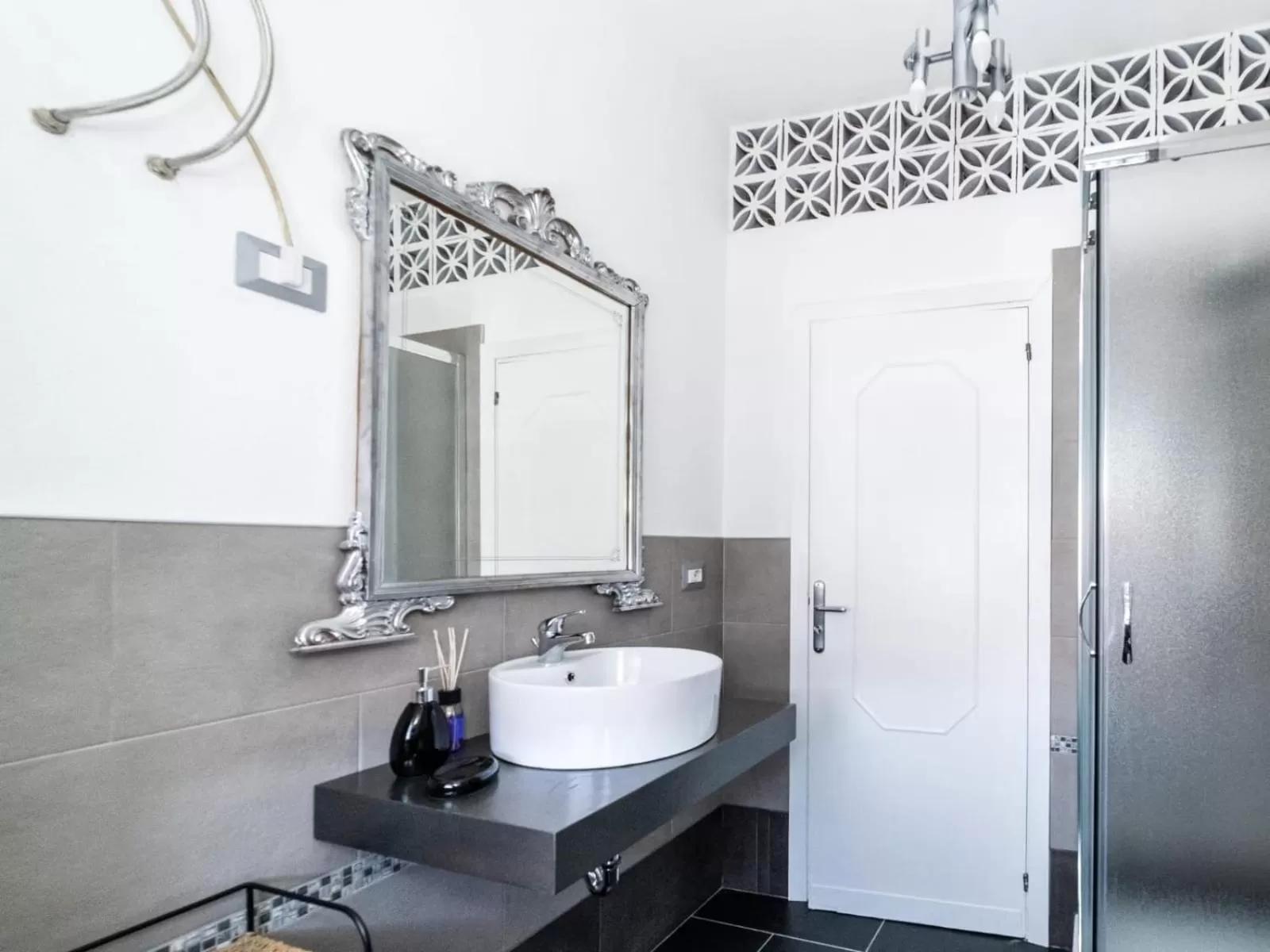 Bathroom in B&B SHARDANA