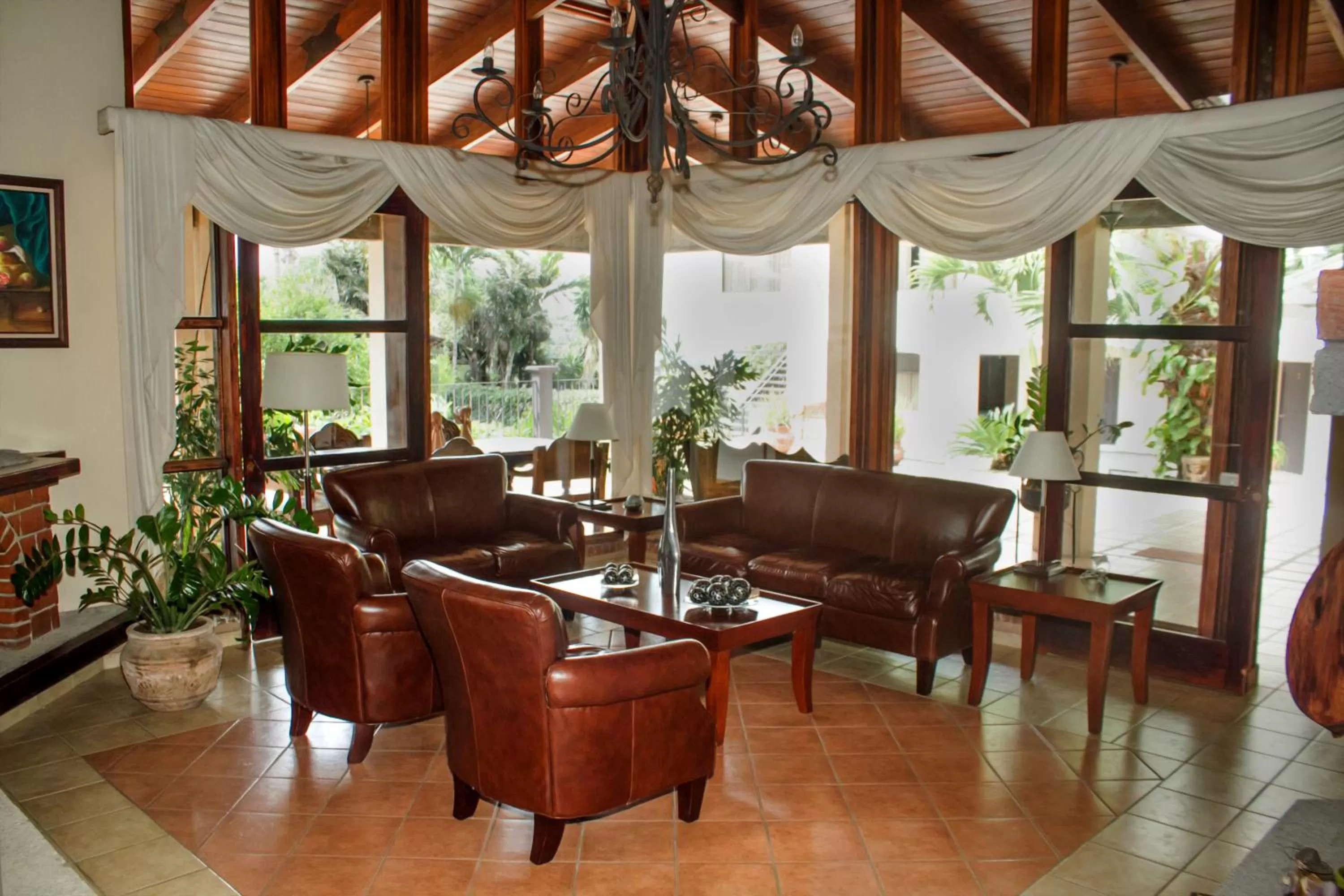 Decorative detail in La Riviera Hotel