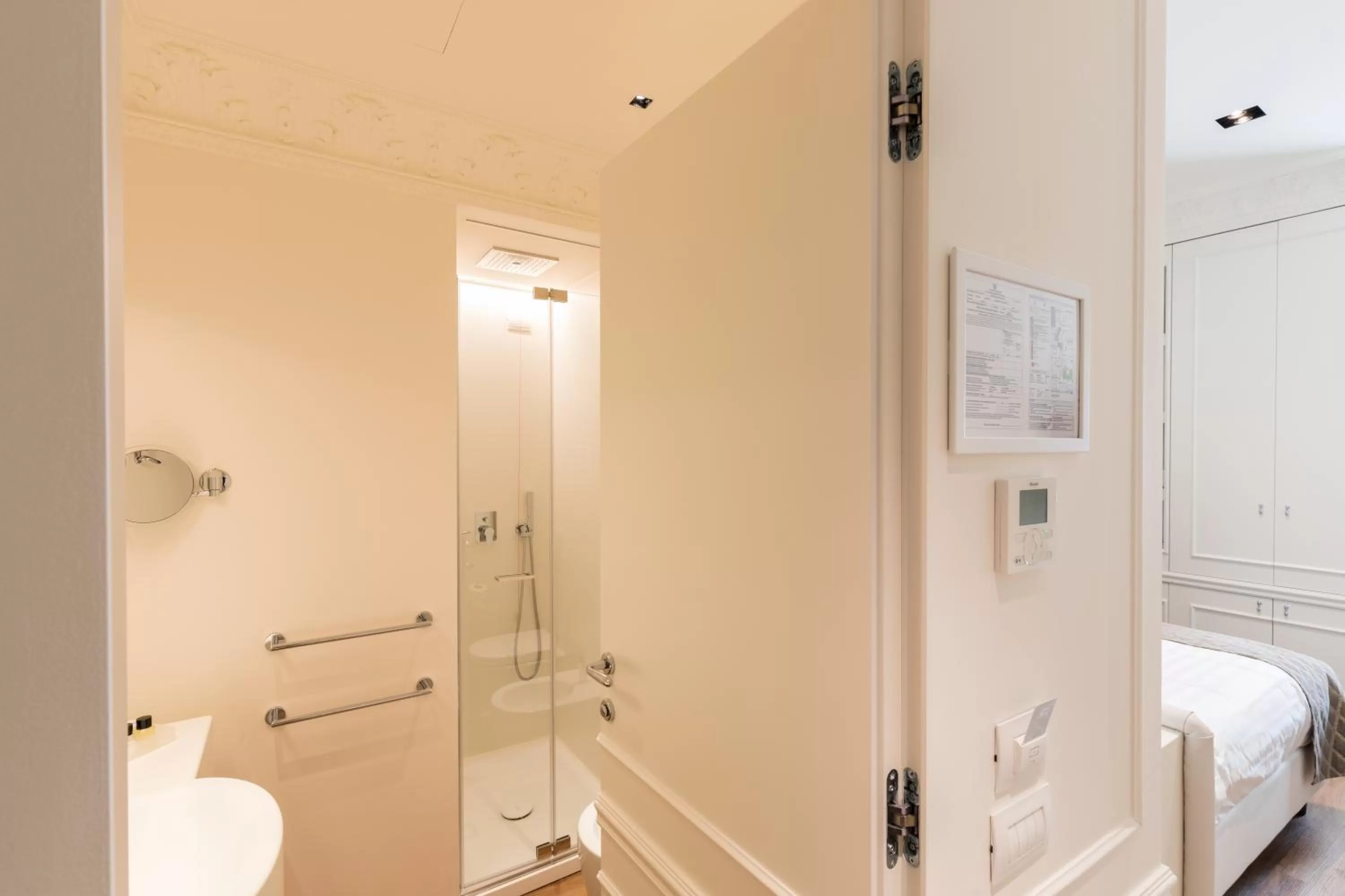 Photo of the whole room in Grand Hotel Palace