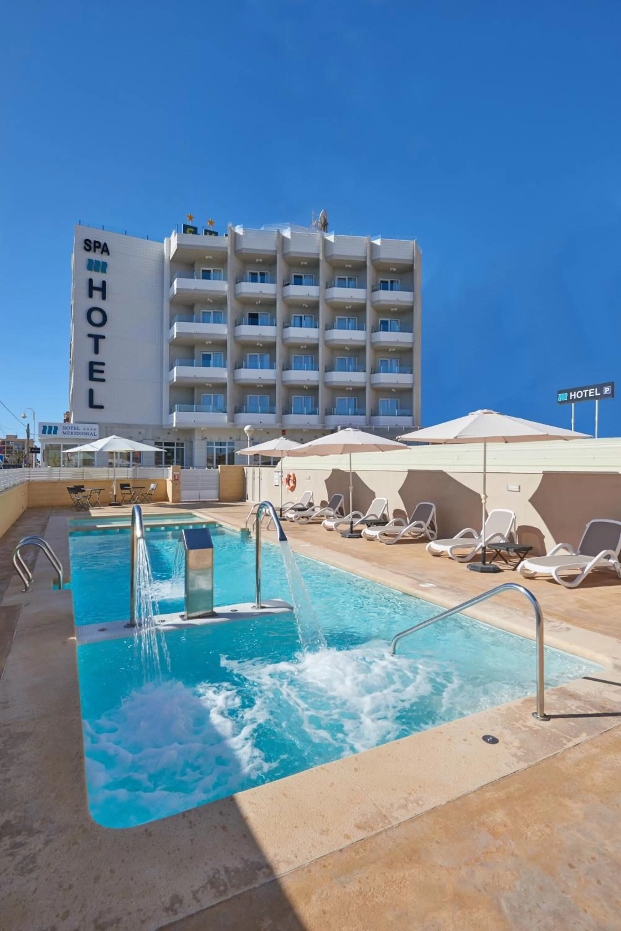 Facade/entrance in Hotel Meridional