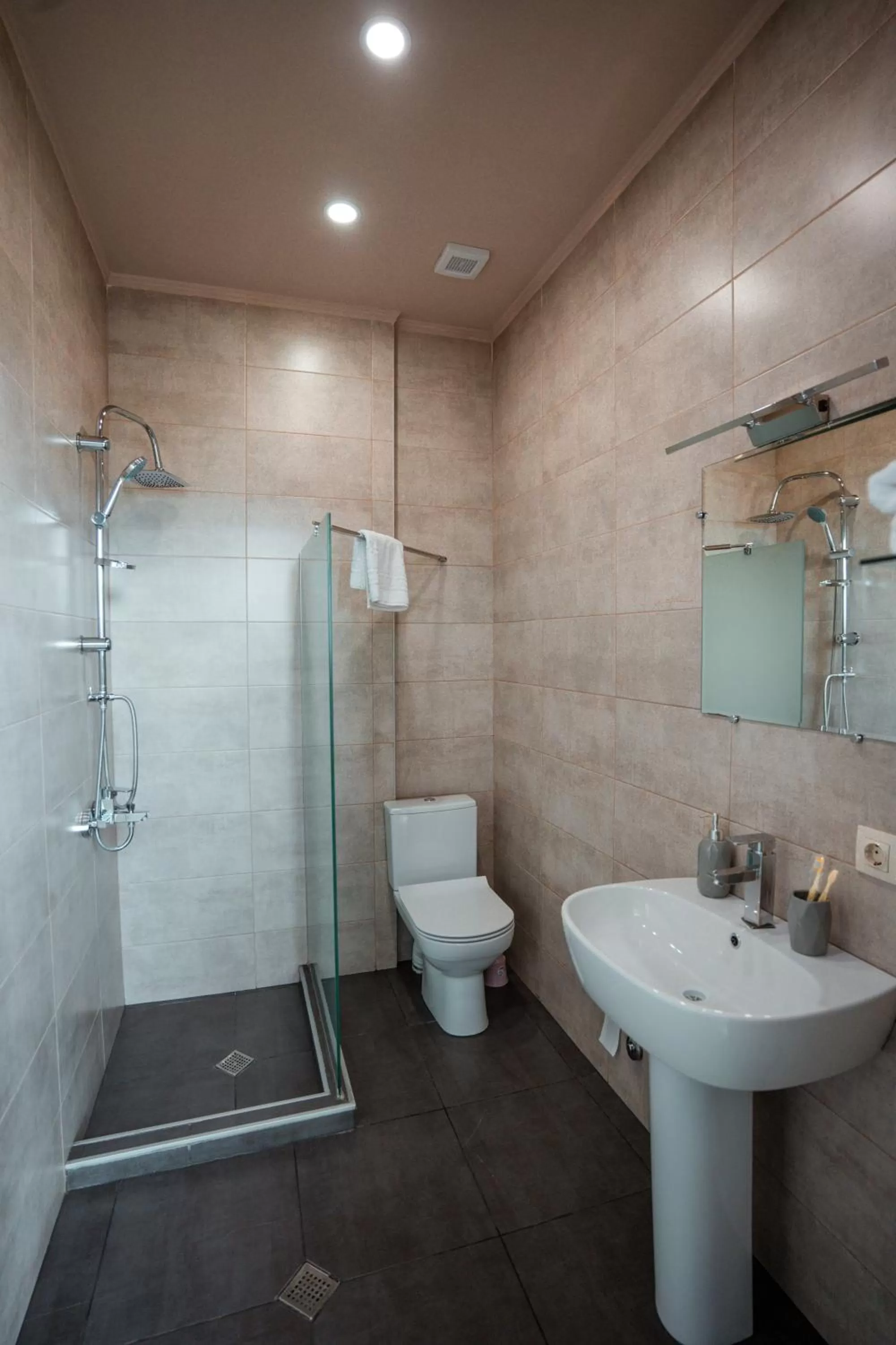 Shower in Hotel Grand View in Tbilisi