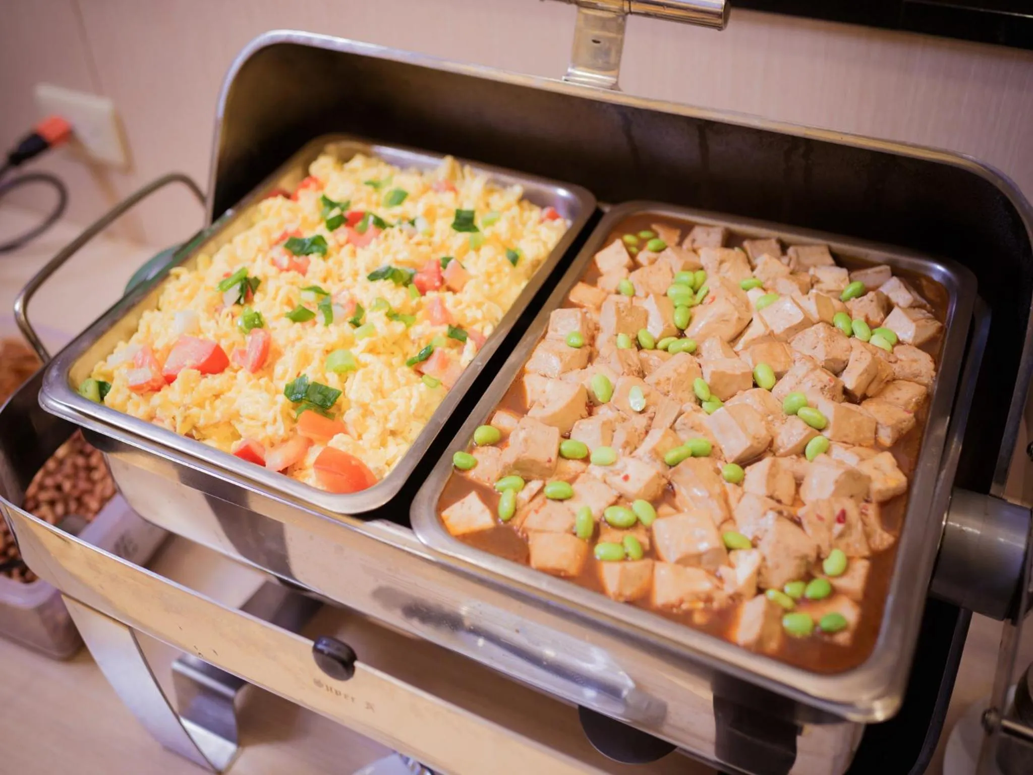 Buffet breakfast in Da Shih Hotel