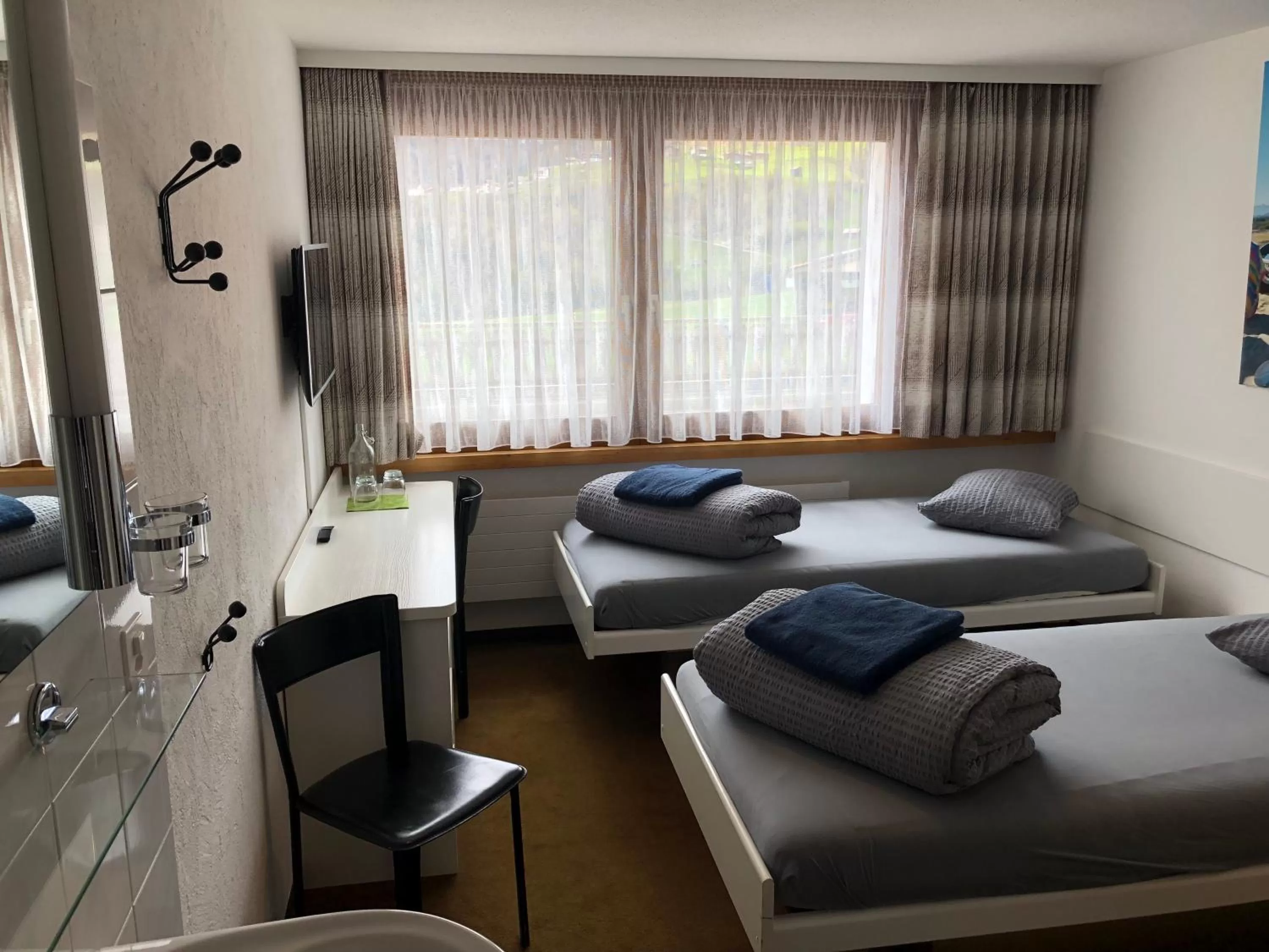 Photo of the whole room, Bed in Catrina Lodge