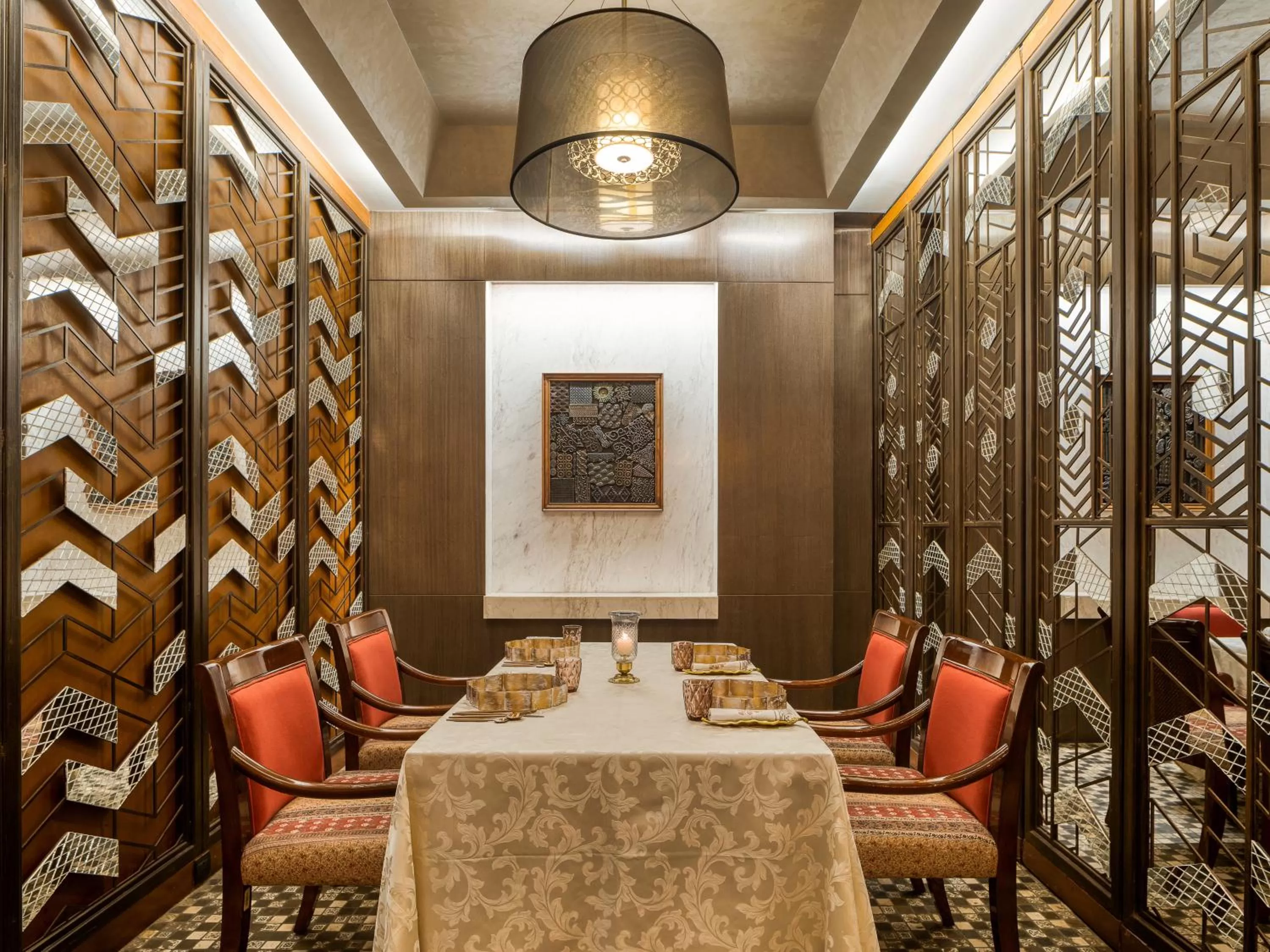 Restaurant/places to eat in Hyatt Regency Ahmedabad